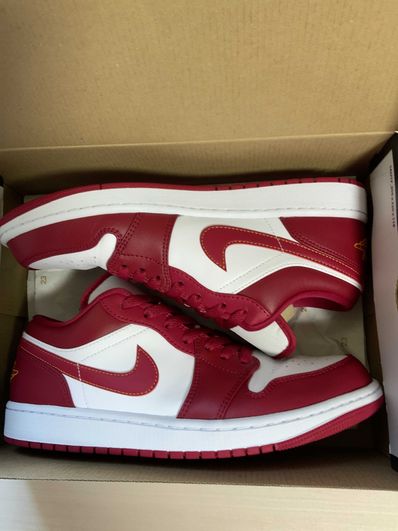 Nike Air Jordan 1 Low "Cardinal Red"