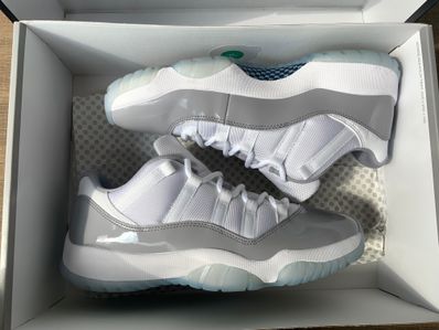 Nike Air Jordan 11 Low "Cement Grey"