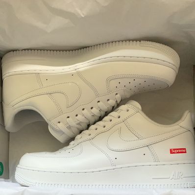 Supreme × Nike Air Force 1 Low "White"