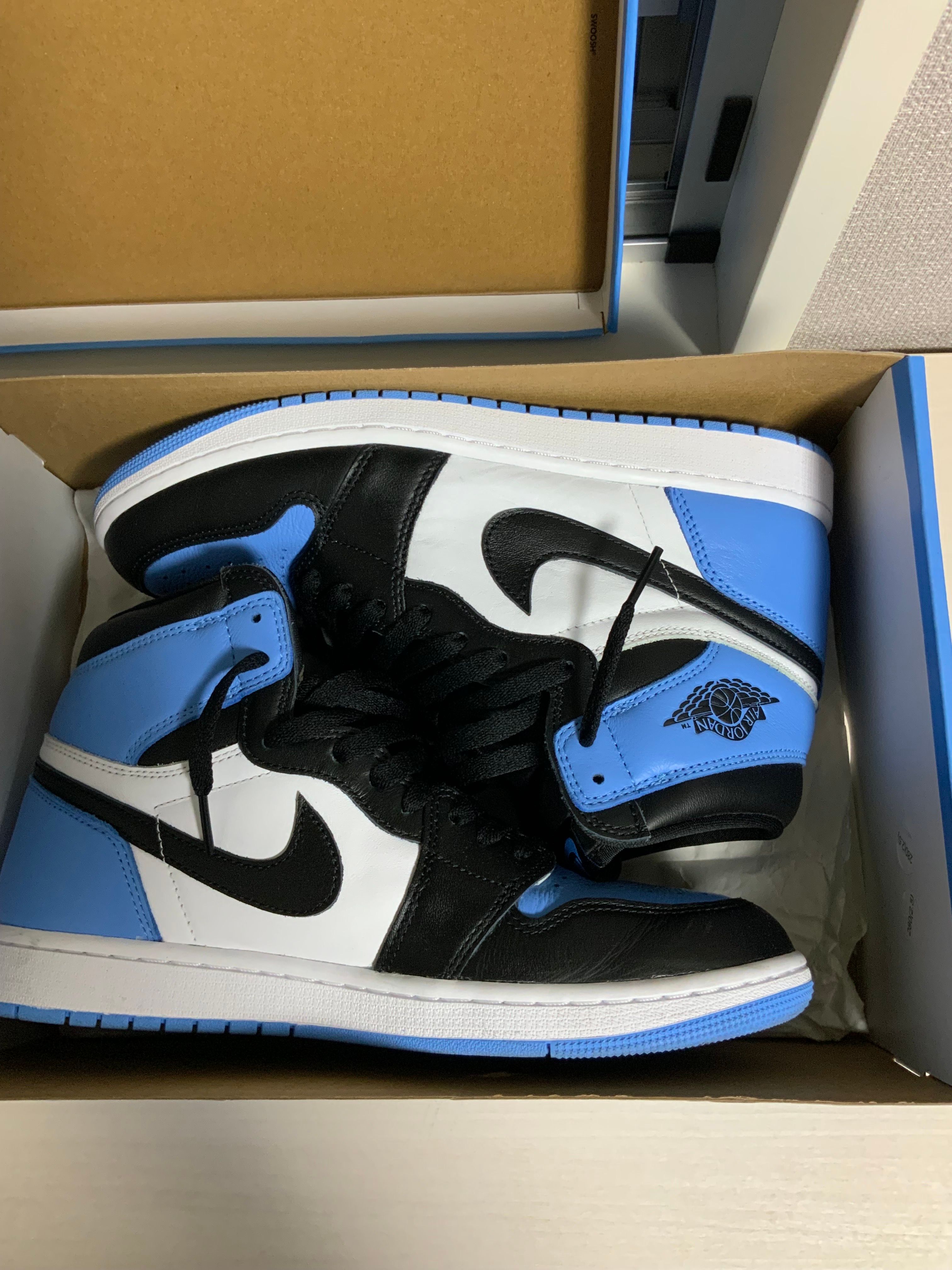 Nike Air Jordan 1 Retro High OG "University Blue/UNC Toe"