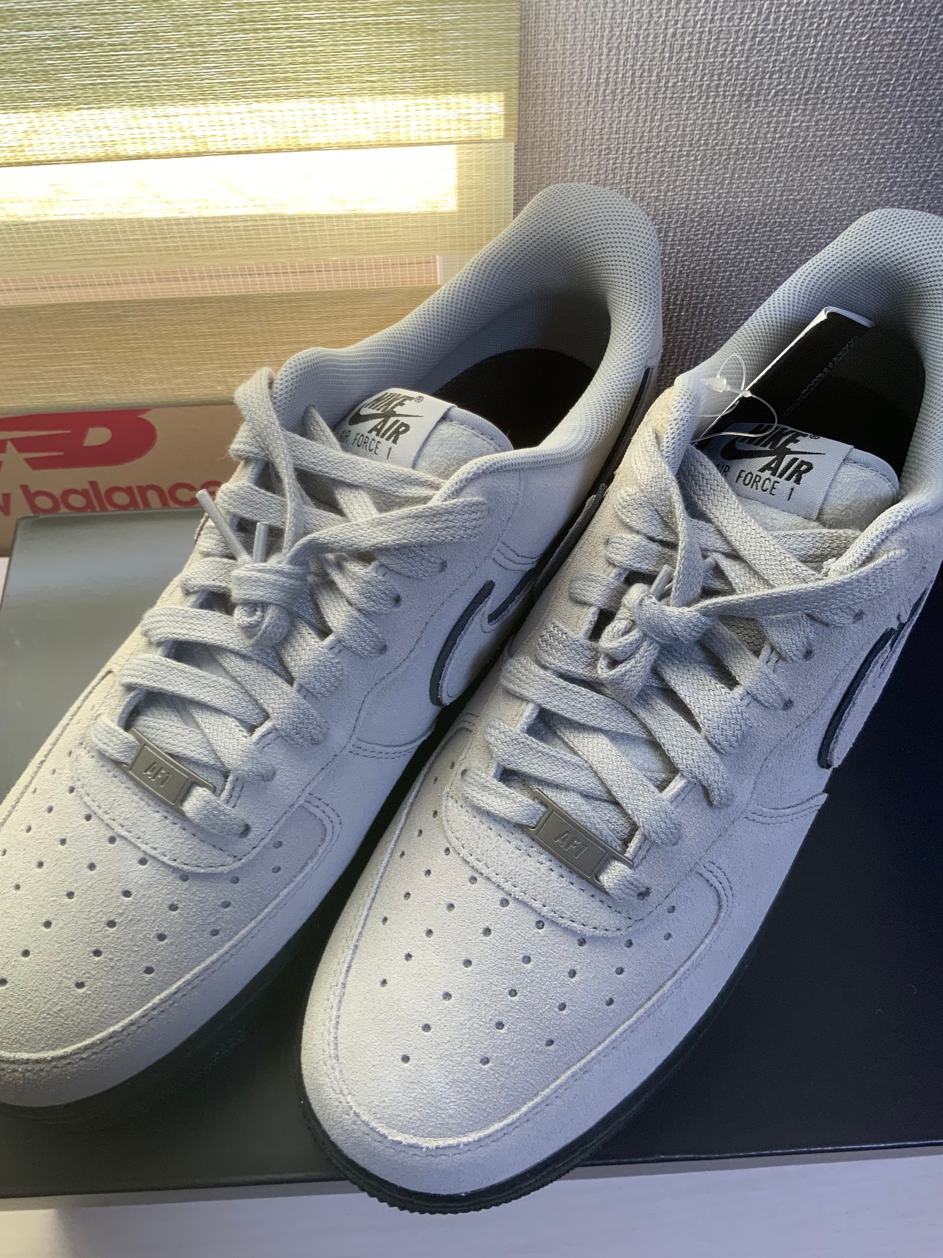 ナイキ エアフォース1 ロー "ライトスモークグレー/スウェード"