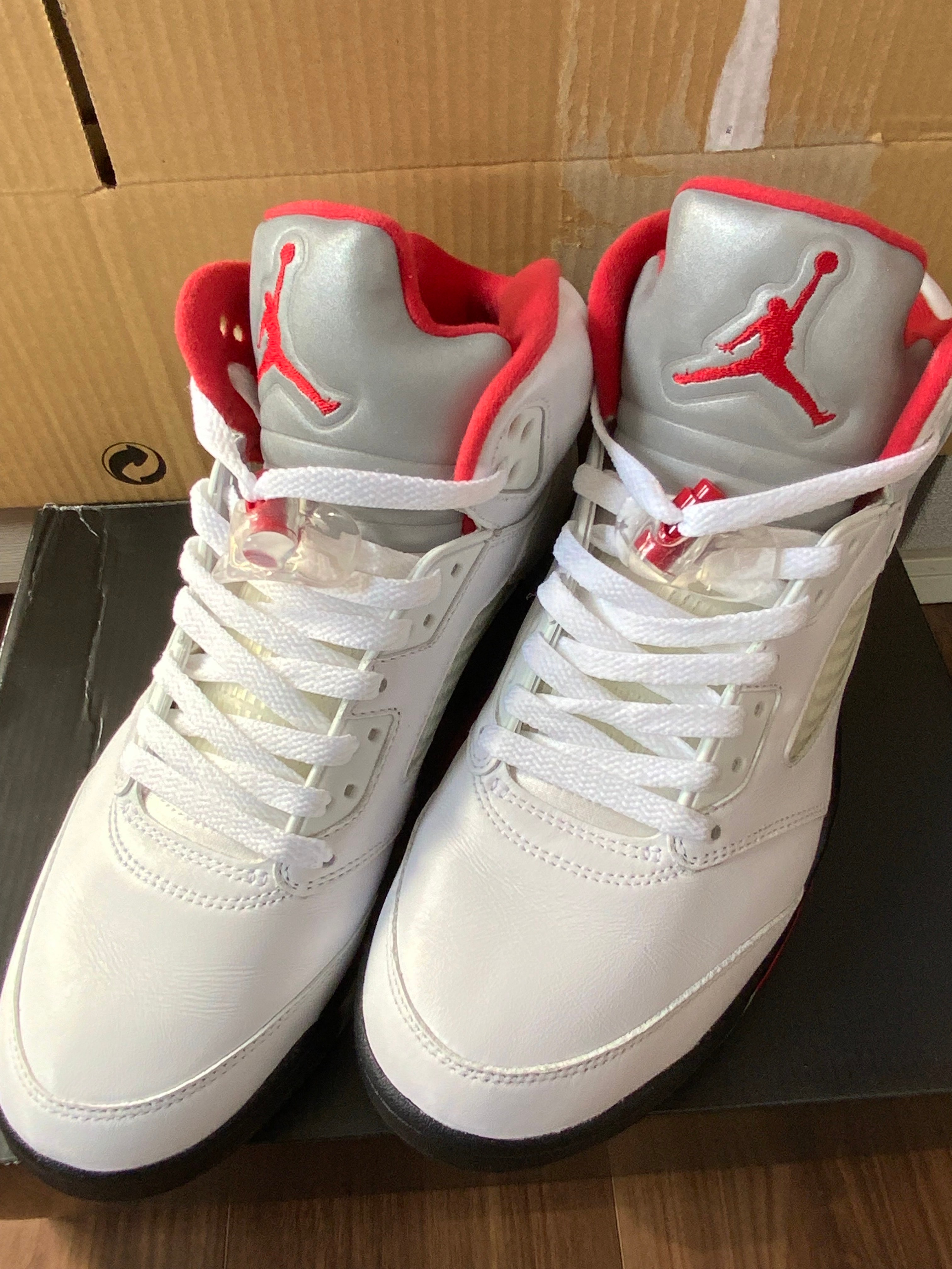 Nike Air Jordan 5 Retro "Fire Red" (2020)