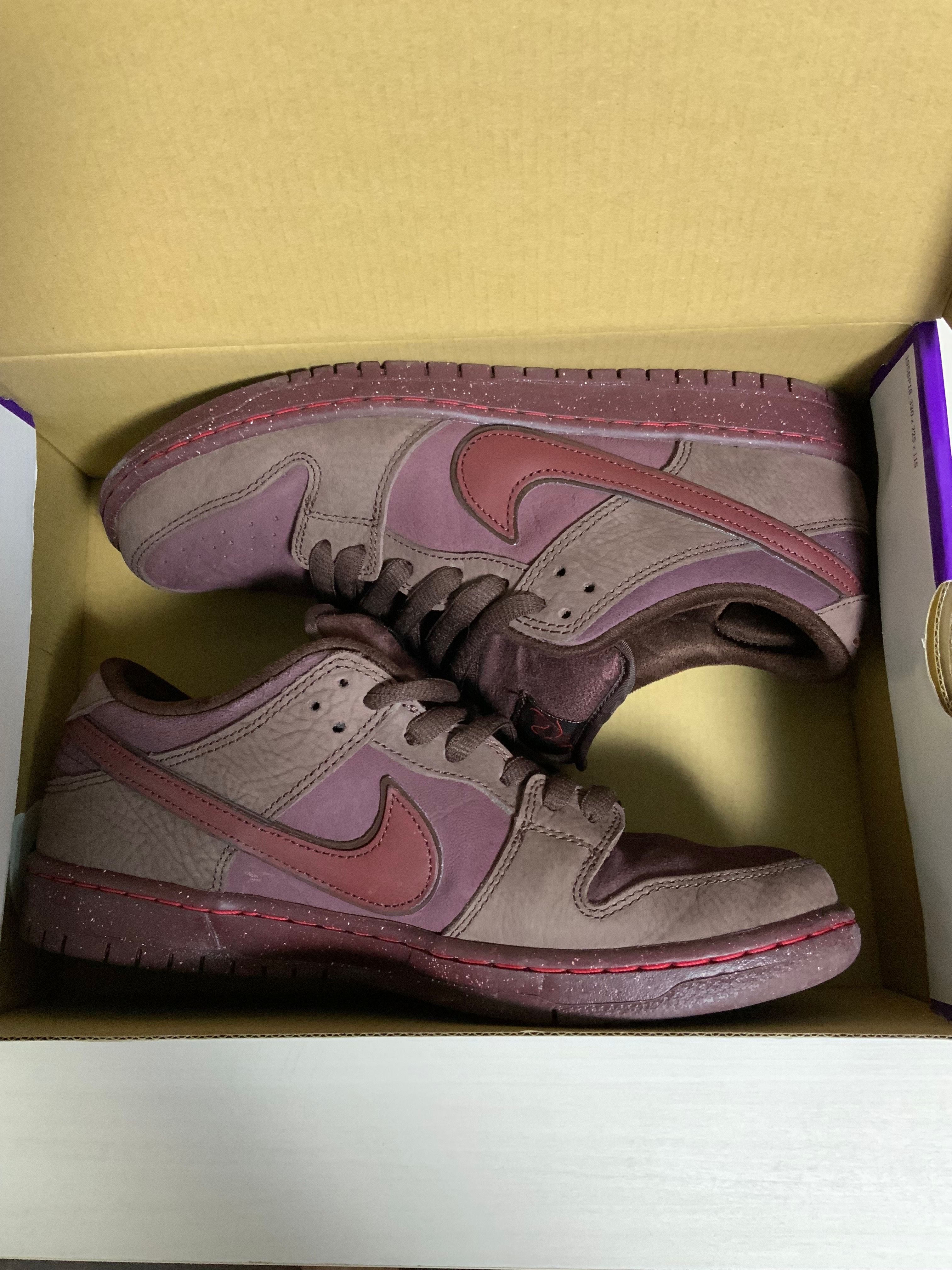 Nike SB Dunk Low PRM City of Love "Burgundy"