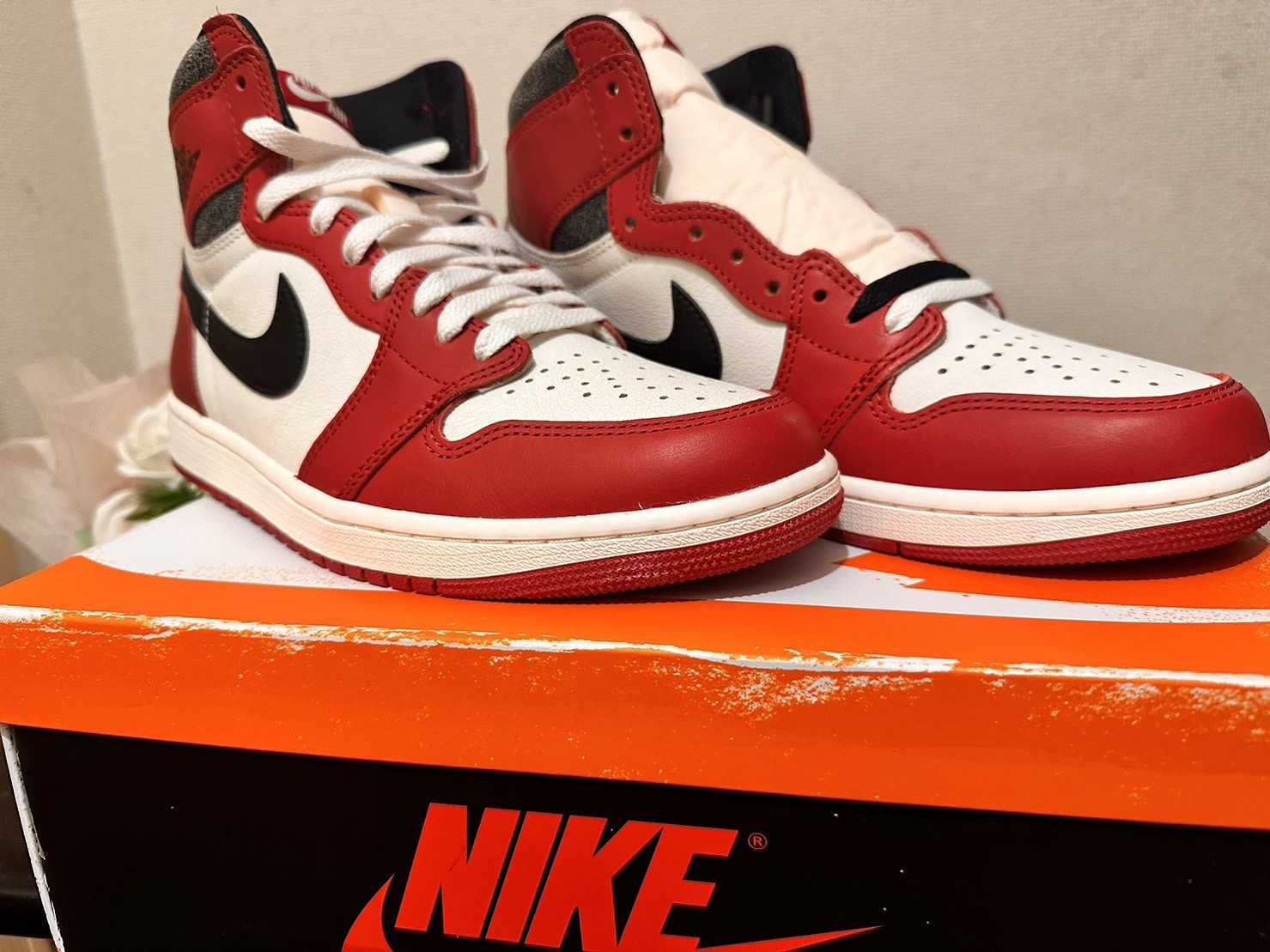 Nike Air Jordan 1 High OG "Lost & Found/Chicago"