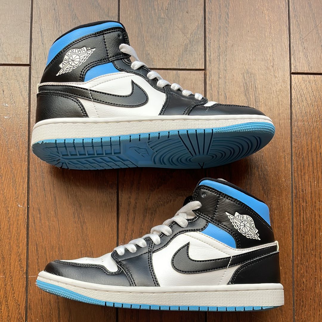 Nike Women's Air Jordan 1 Mid "Black/University Blue"