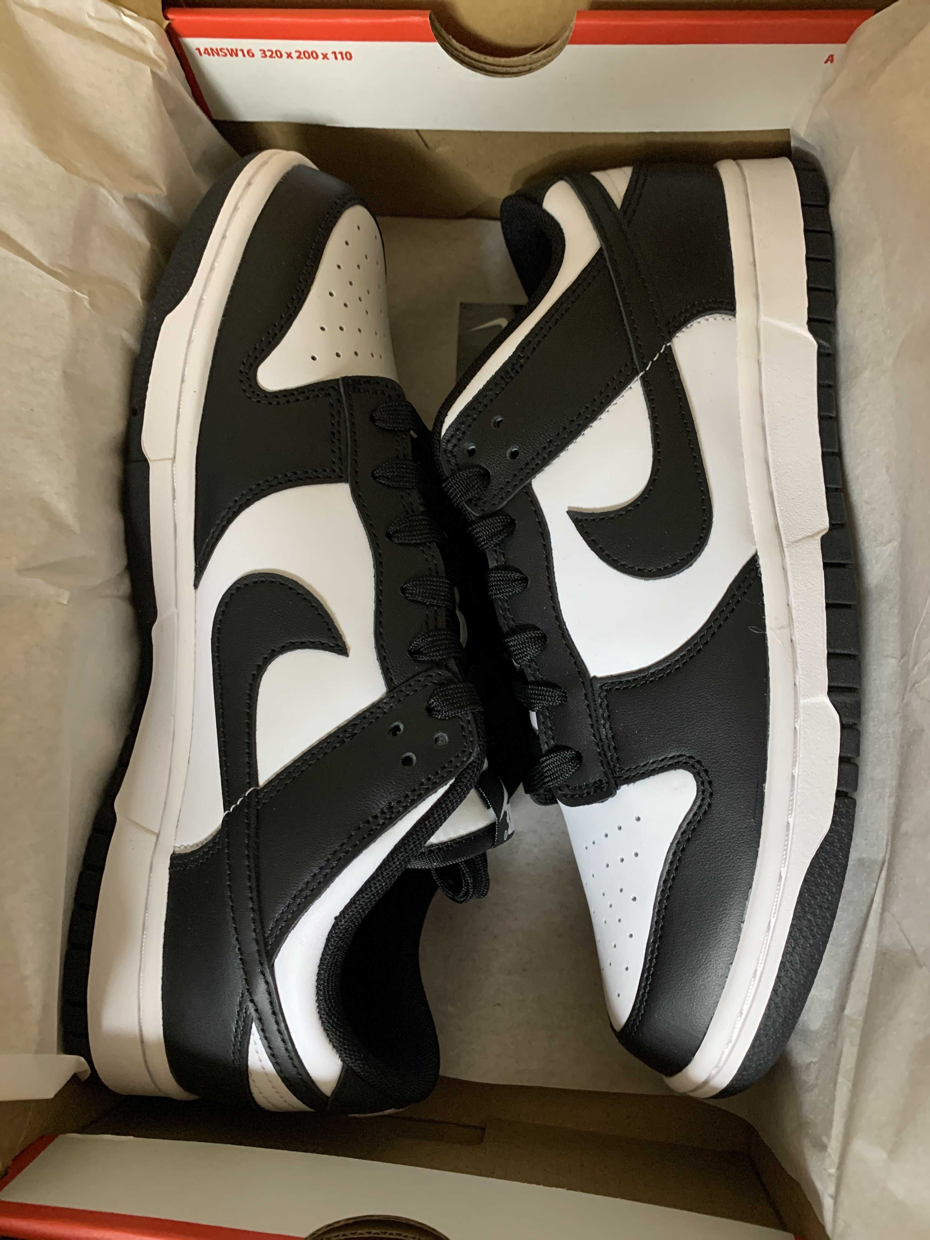 Nike Dunk Low Retro "Panda/White/Black"