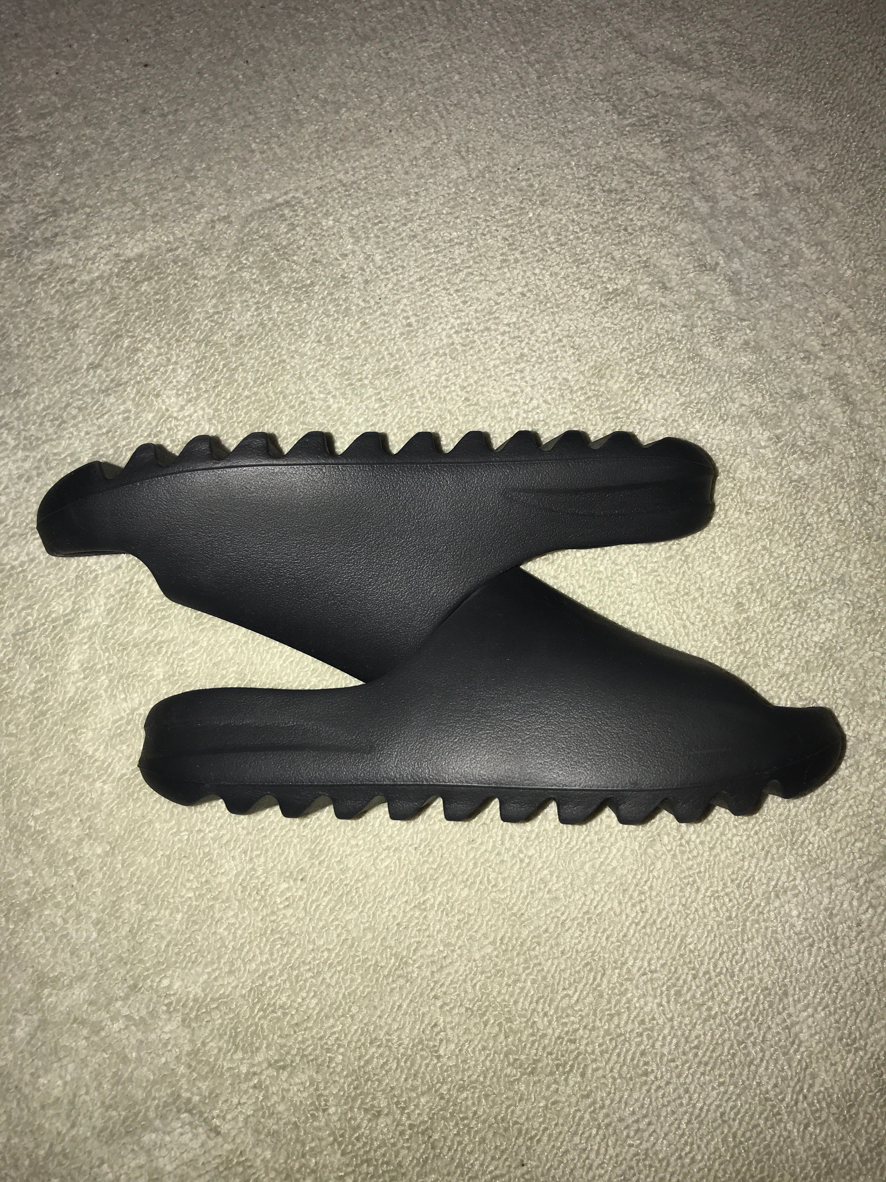adidas YEEZY Slide "Onyx"