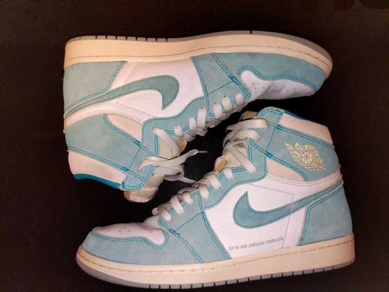 Nike Air Jordan 1 Retro High OG "Turbo Green"