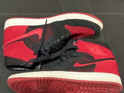 Nike Air Jordan 1 Retro High Flyknit "Bred"