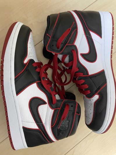 Nike Air Jordan 1 Retro High OG "Blood Line"