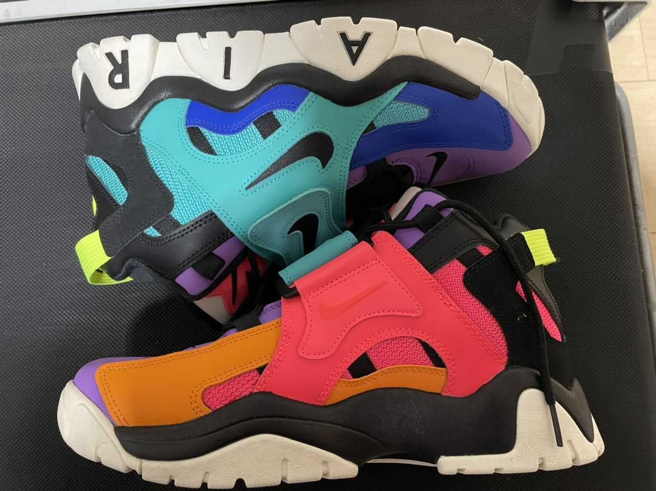 NIKE AIR BARRAGE MID "POP THE STREET COLLECTION"