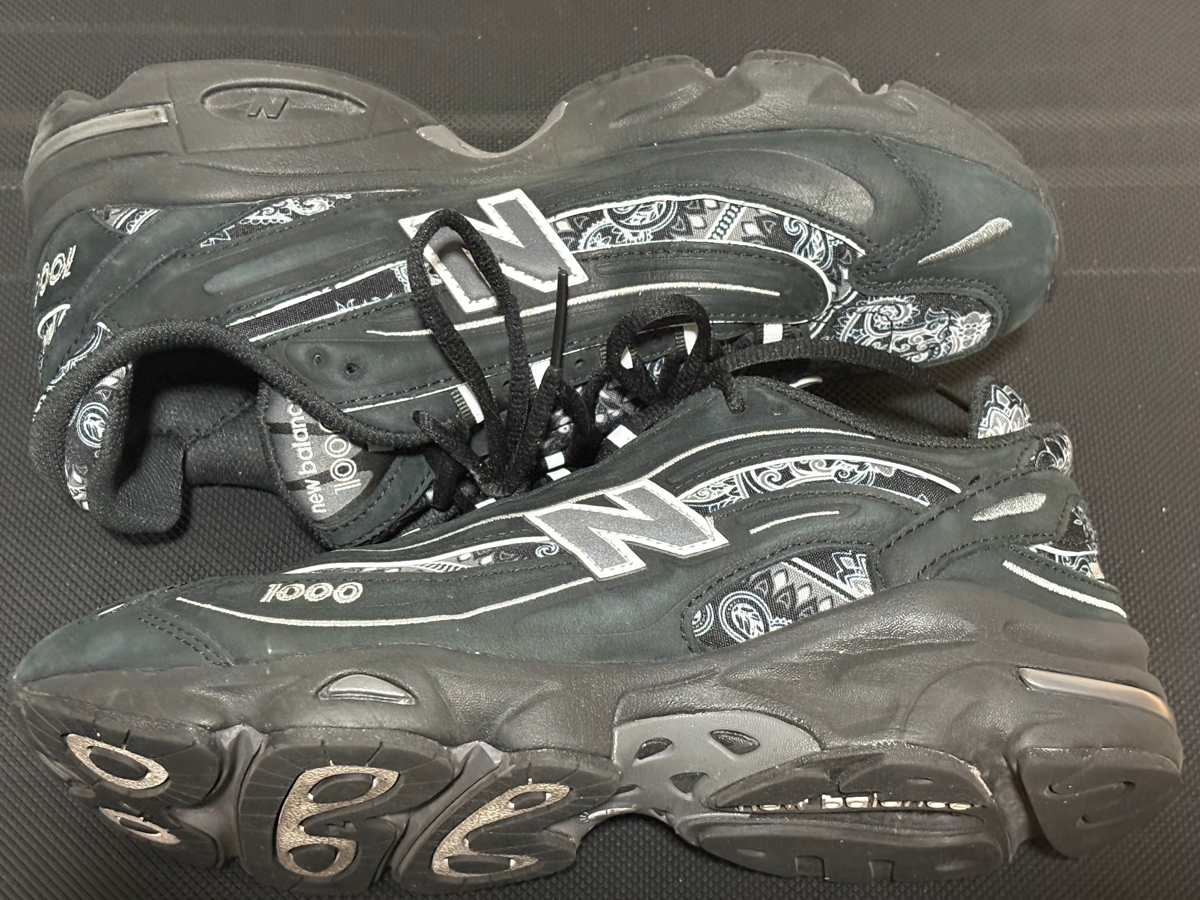 atmos × New Balance 1000 "bāṅdhnū/Black Paisley"
