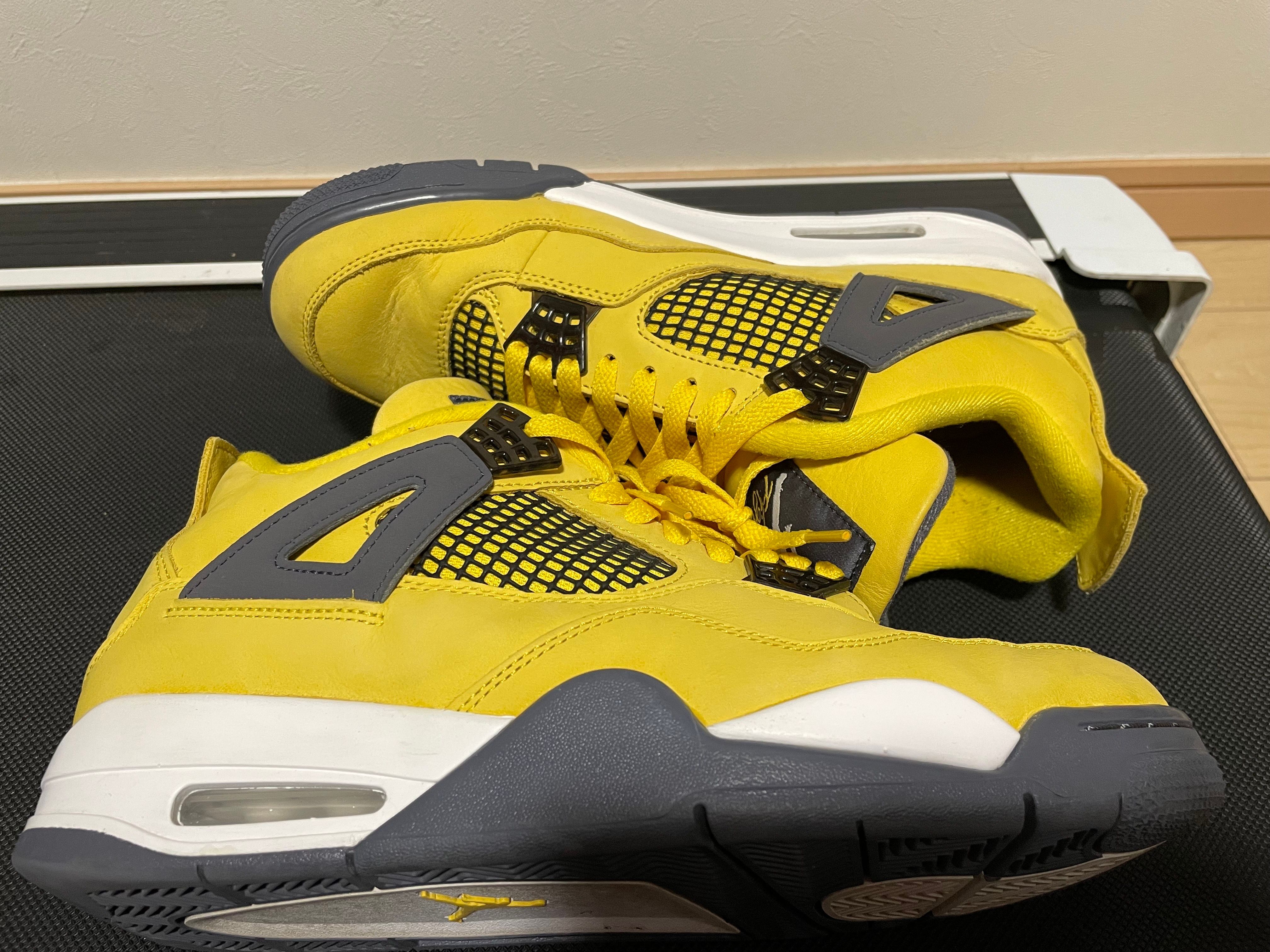 Nike Air Jordan 4 "Tour Yellow"
