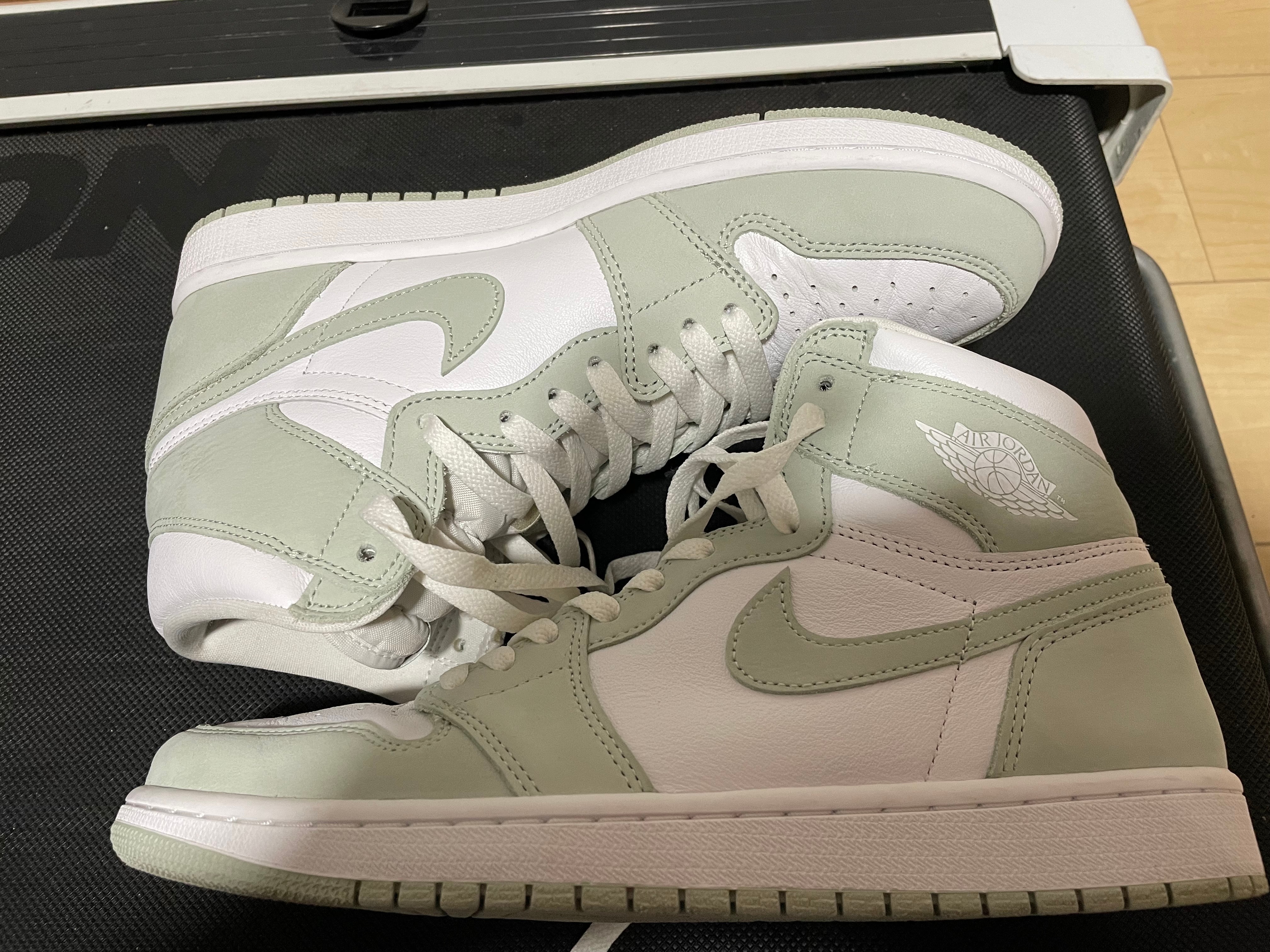 Nike Women's Air Jordan 1 High OG "Seafoam"