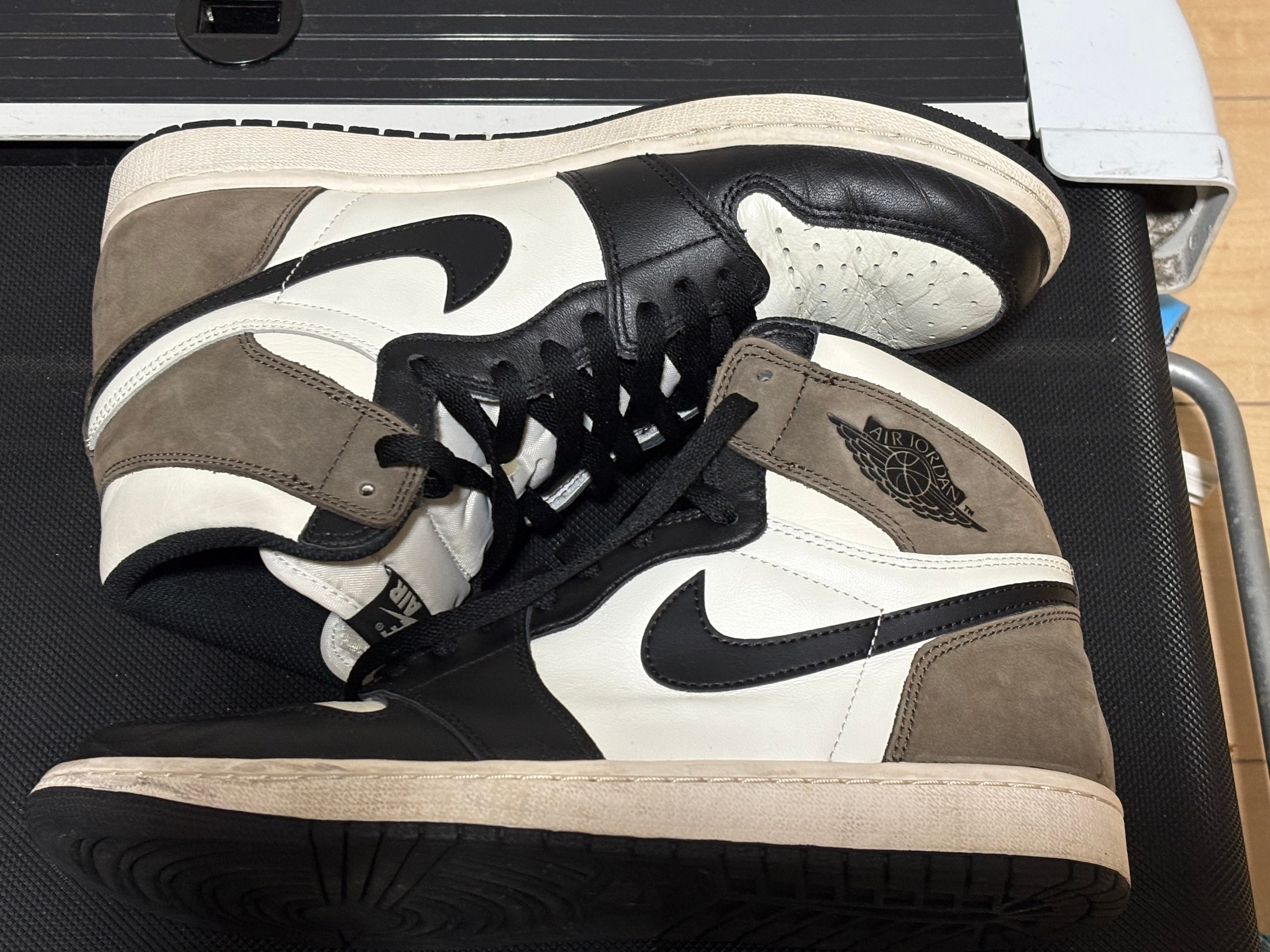 Nike Air Jordan 1 High OG "Sail/Dark Mocha/Black"