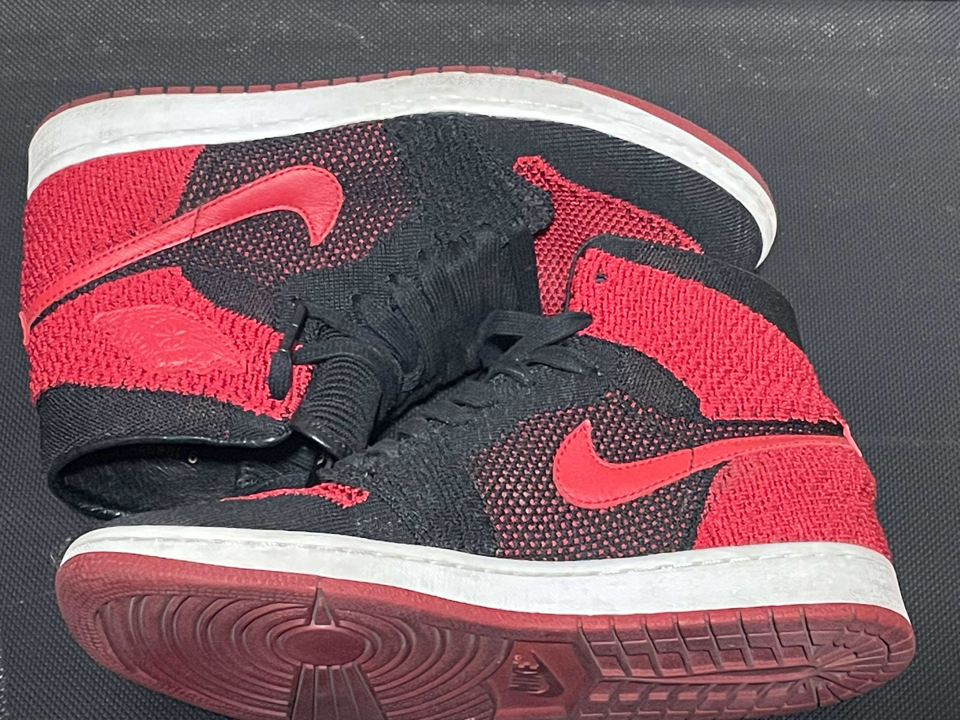 Nike Air Jordan 1 Retro High Flyknit "Bred"