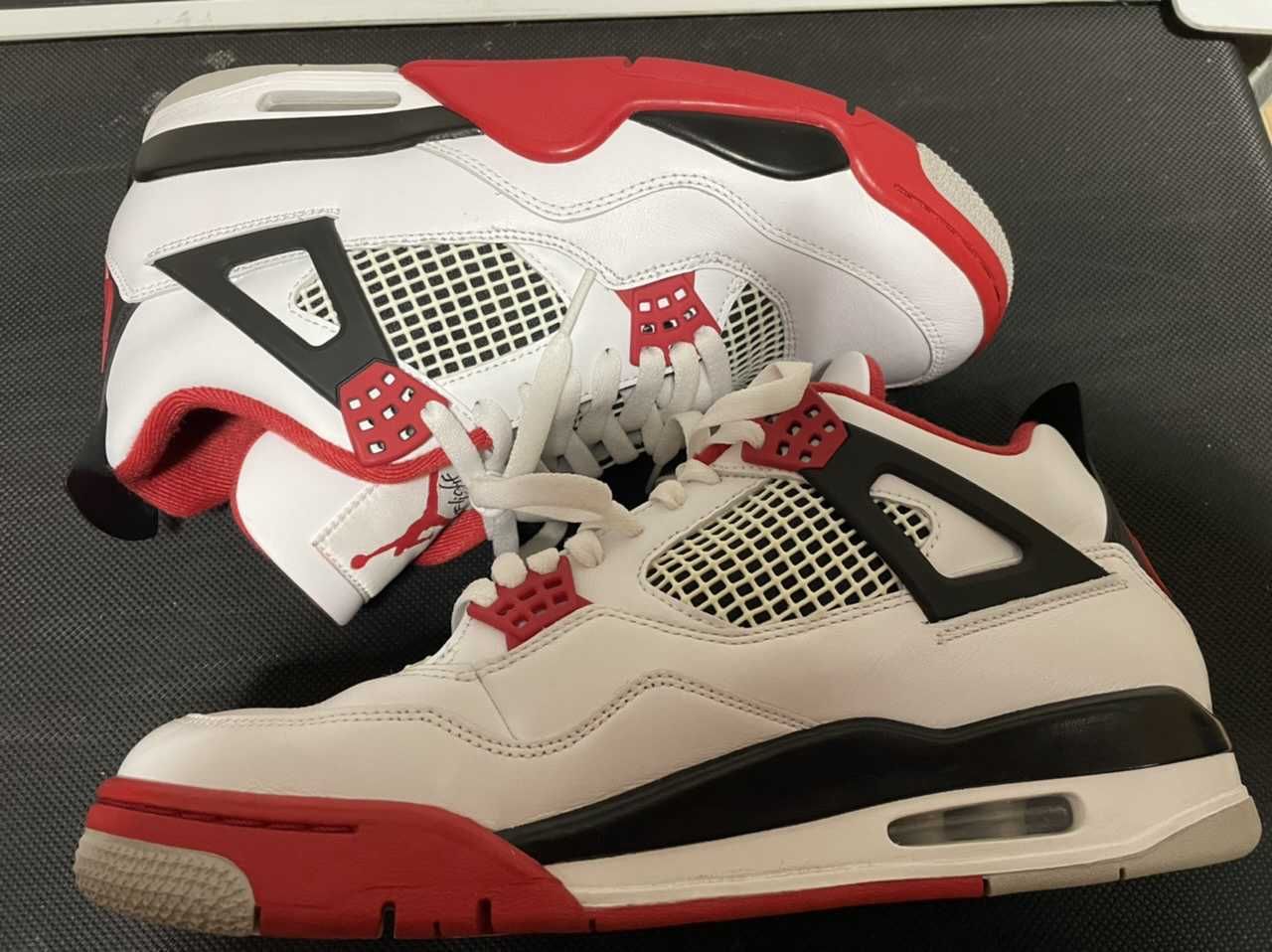 Nike Air Jordan 4 Retro OG "Fire Red" (2020)