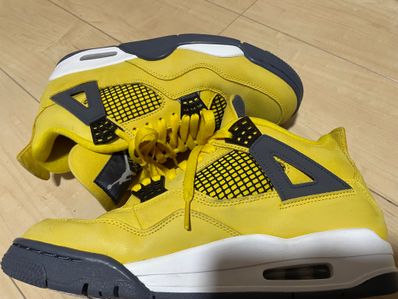 Nike Air Jordan 4 "Tour Yellow"
