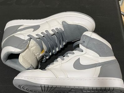 Nike Air Jordan 1 High OG "Stealth"