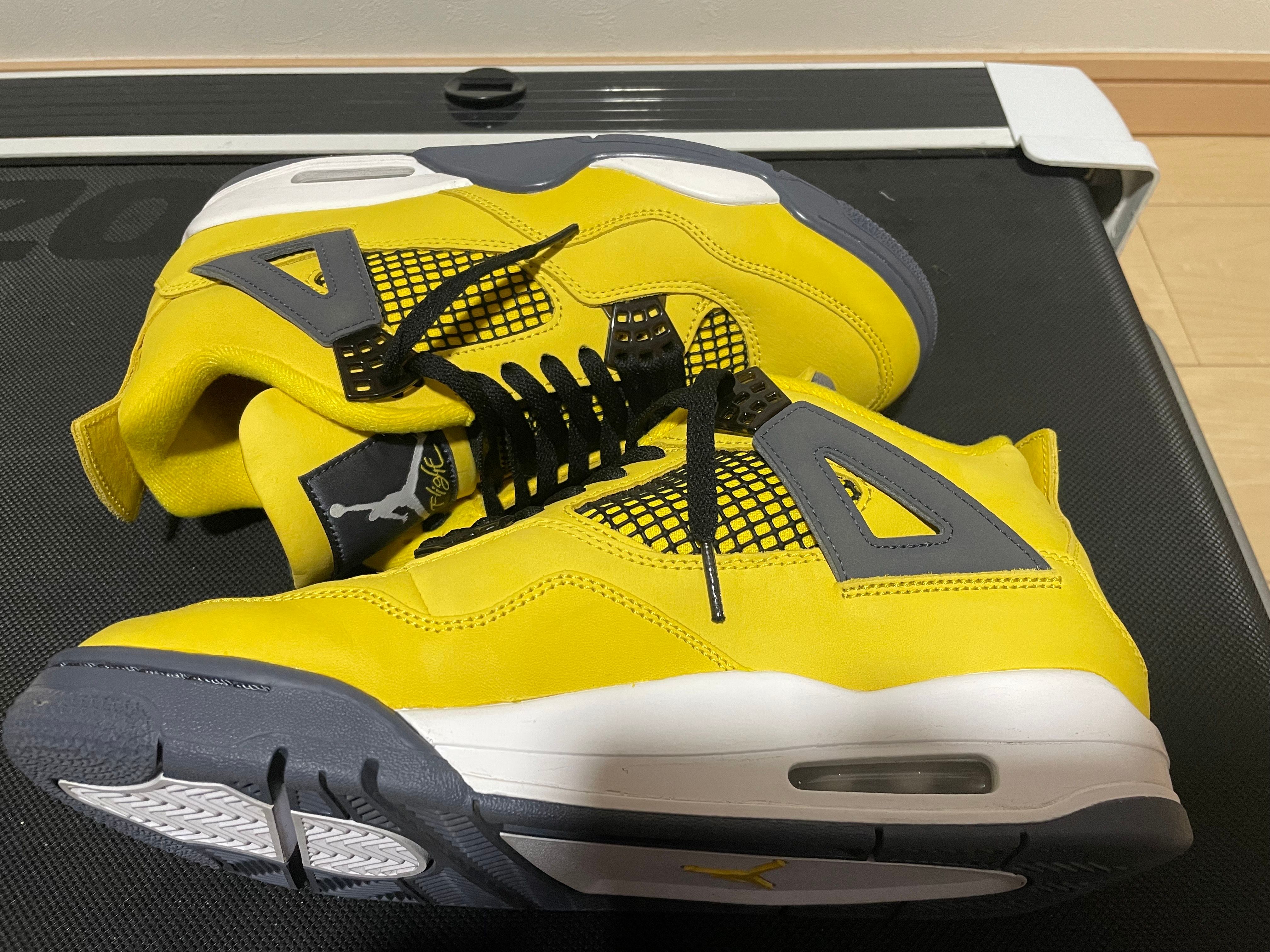 Nike Air Jordan 4 "Tour Yellow"