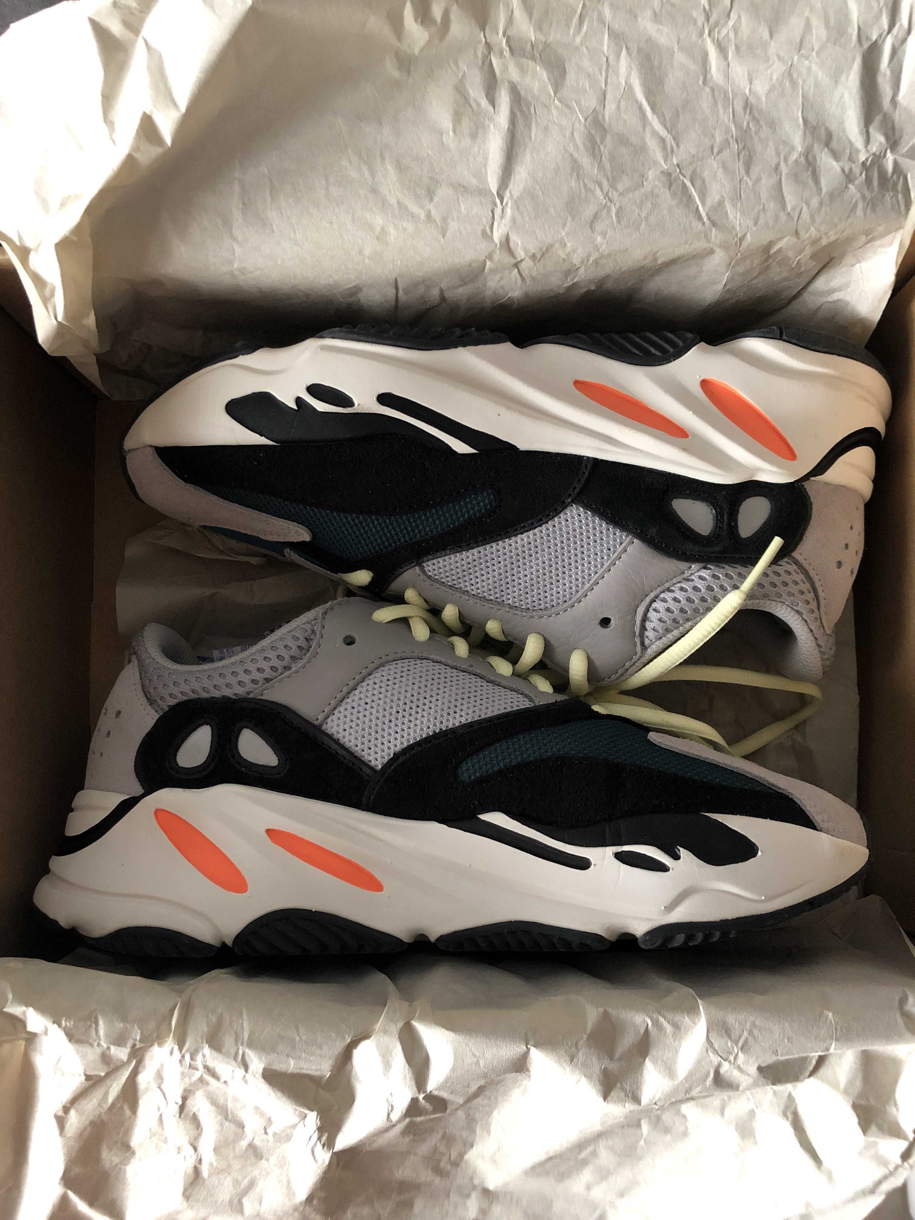 adidas YEEZY Boost 700 "Wave Runner"