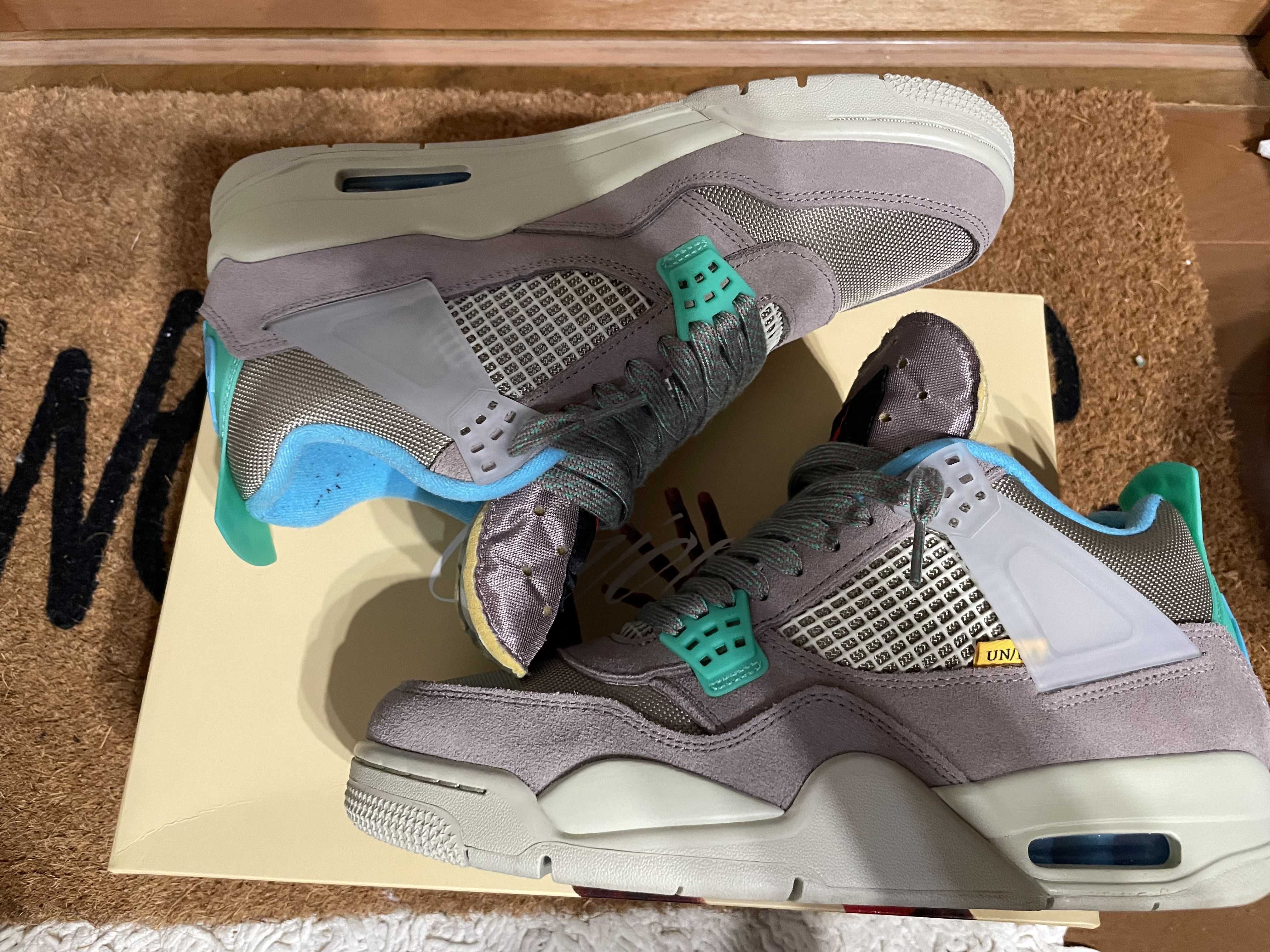 UNION × Nike Air Jordan 4 SP "Taupe Haze"