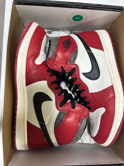 Nike Air Jordan 1 High OG "Lost & Found/Chicago"