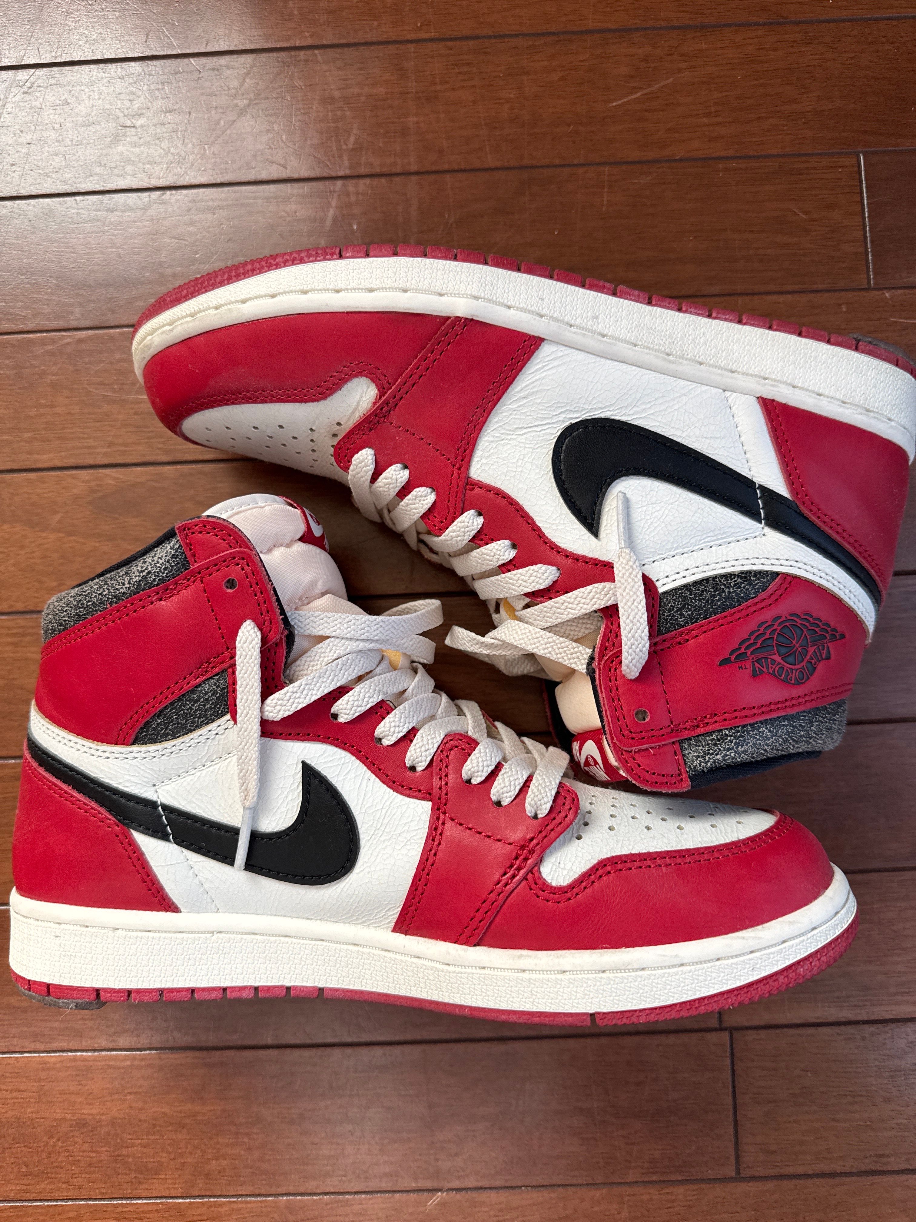 Nike Air Jordan 1 High OG "Lost & Found/Chicago"