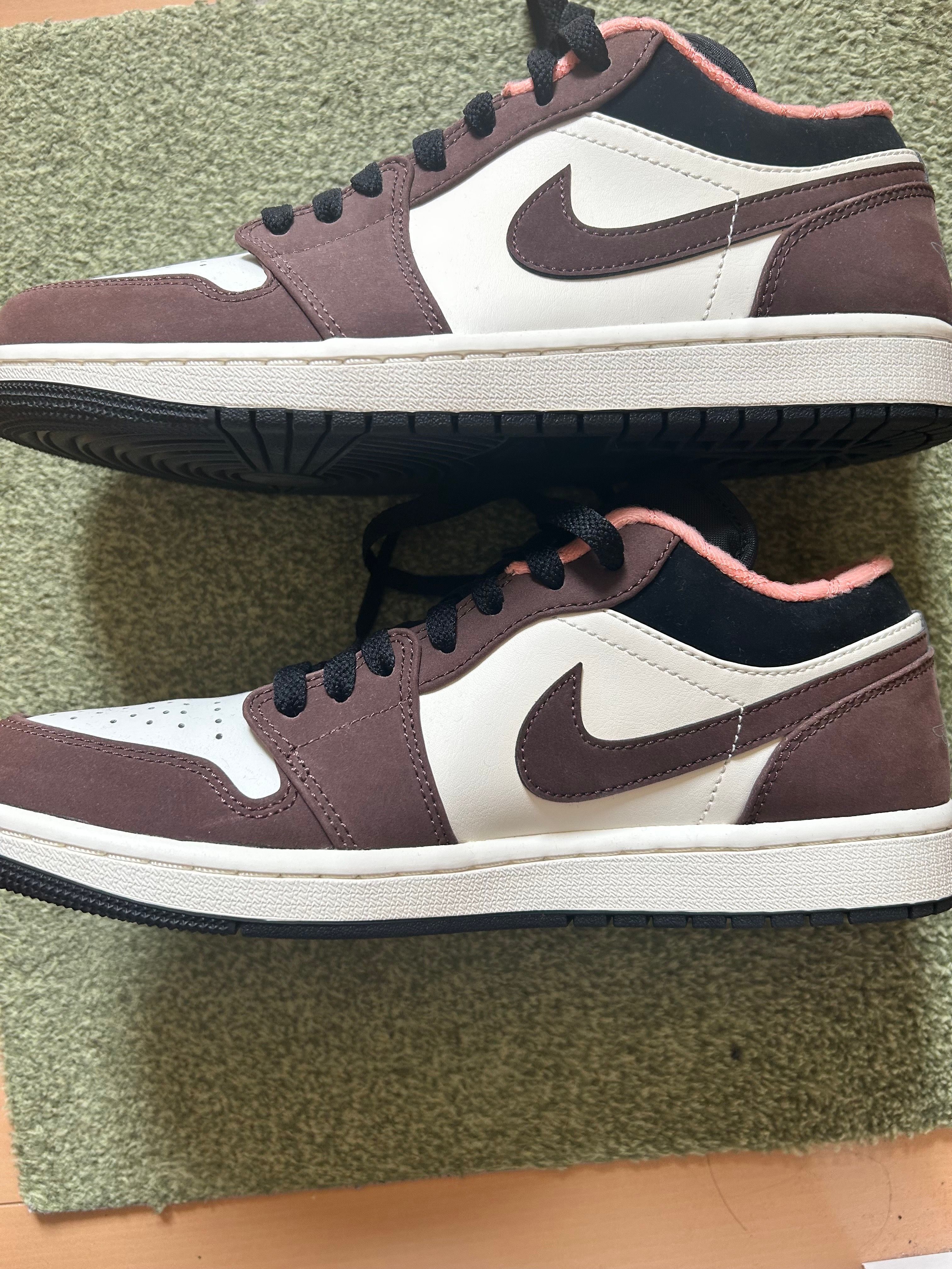 Nike Air Jordan 1 Low SE "Light Chocolate" / "Mocha Brown"