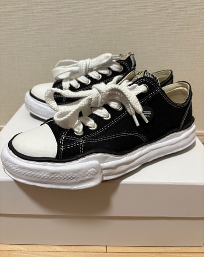 Maison MIHARA YASUHIRO PETERSON OG Sole Canvas Low-top Sneaker "Black" (A01FW702)