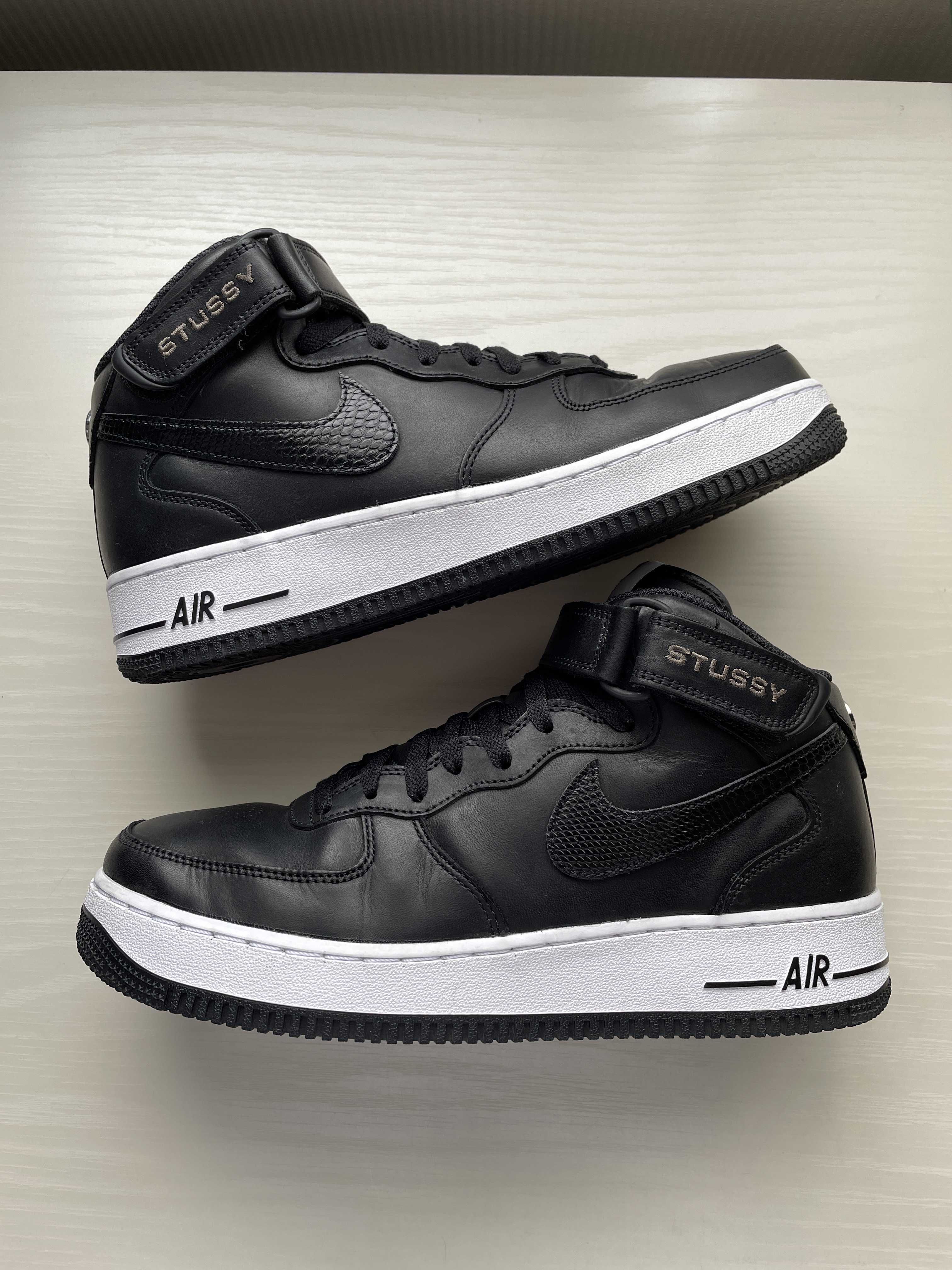 Stussy × Nike Air Force 1 Mid "Black/Black"