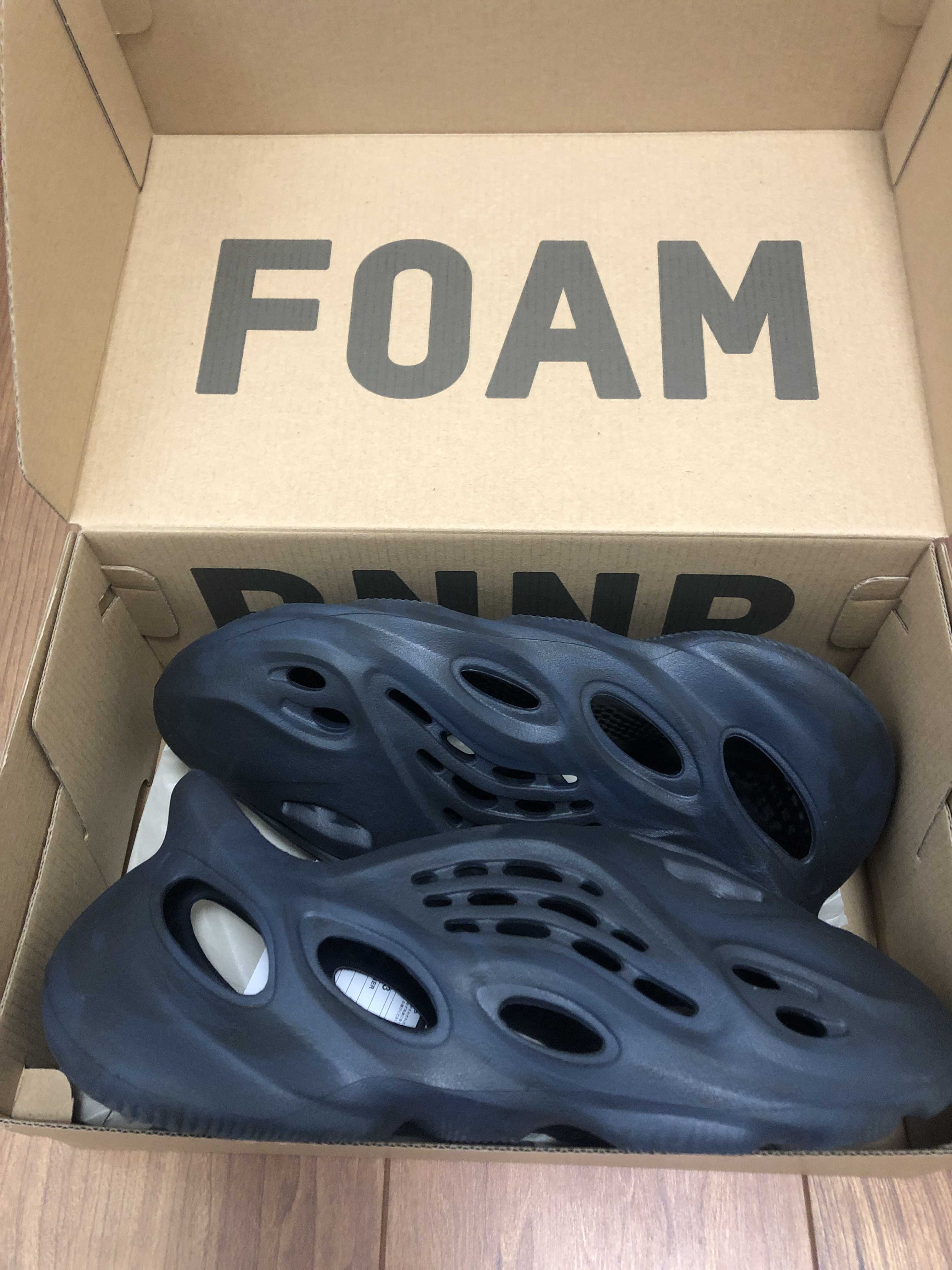 adidas YEEZY Foam Runner "Mineral Blue"