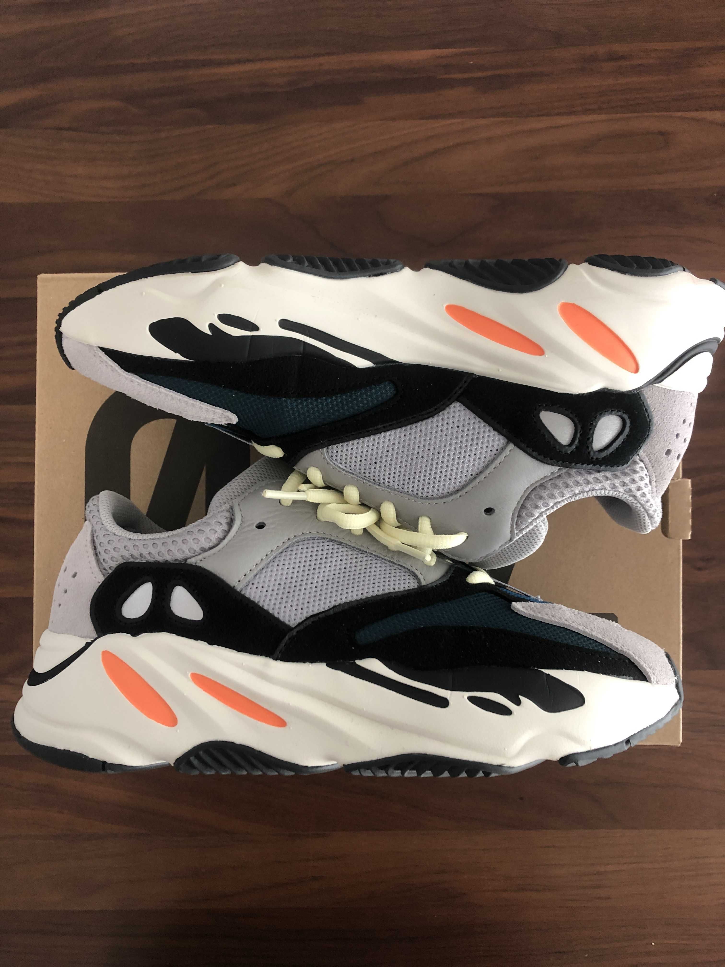 adidas YEEZY Boost 700 "Wave Runner"