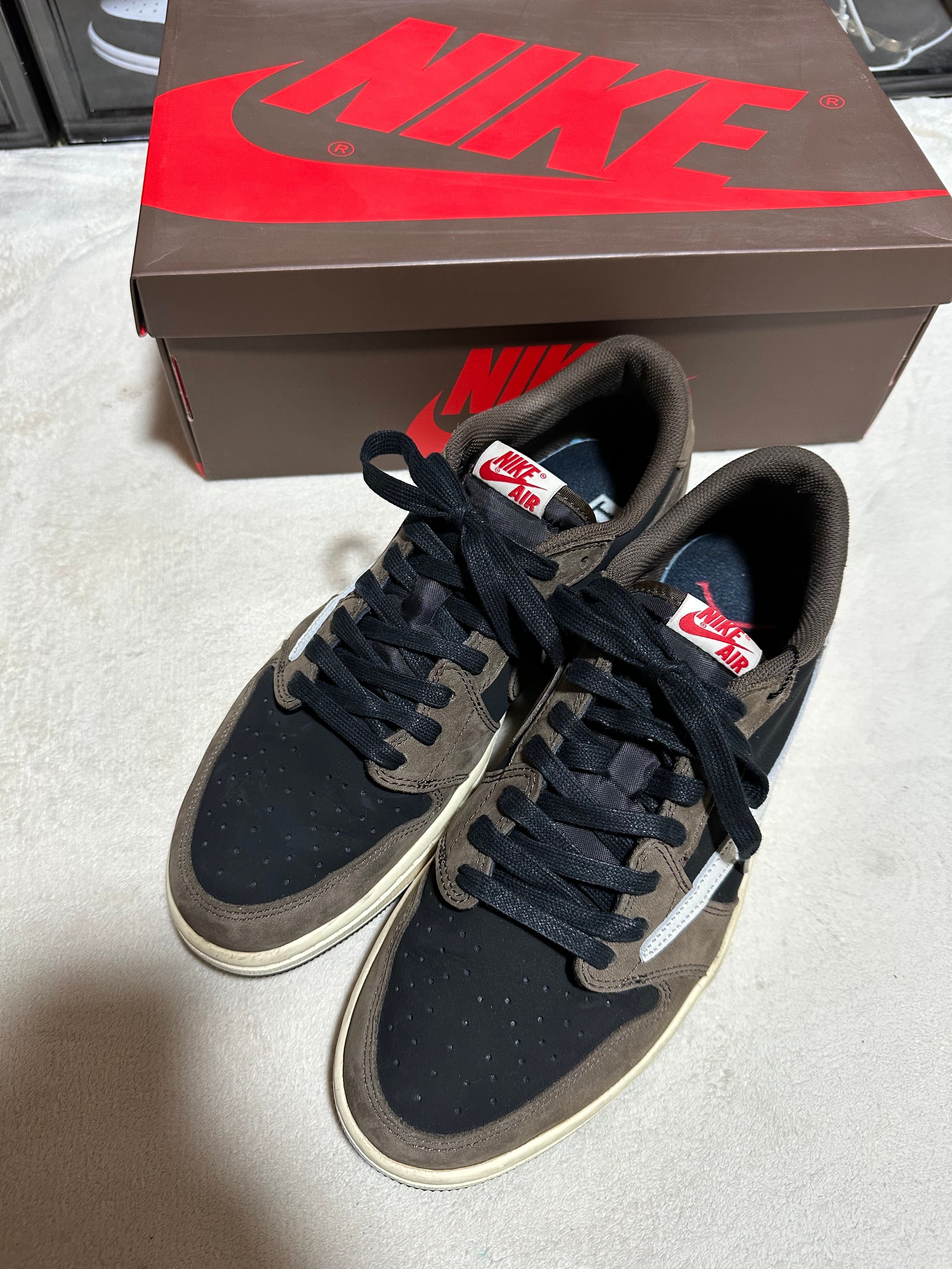 Travis Scott × Nike Air Jordan 1 Low OG SP-T "Black/Dark Mocha"