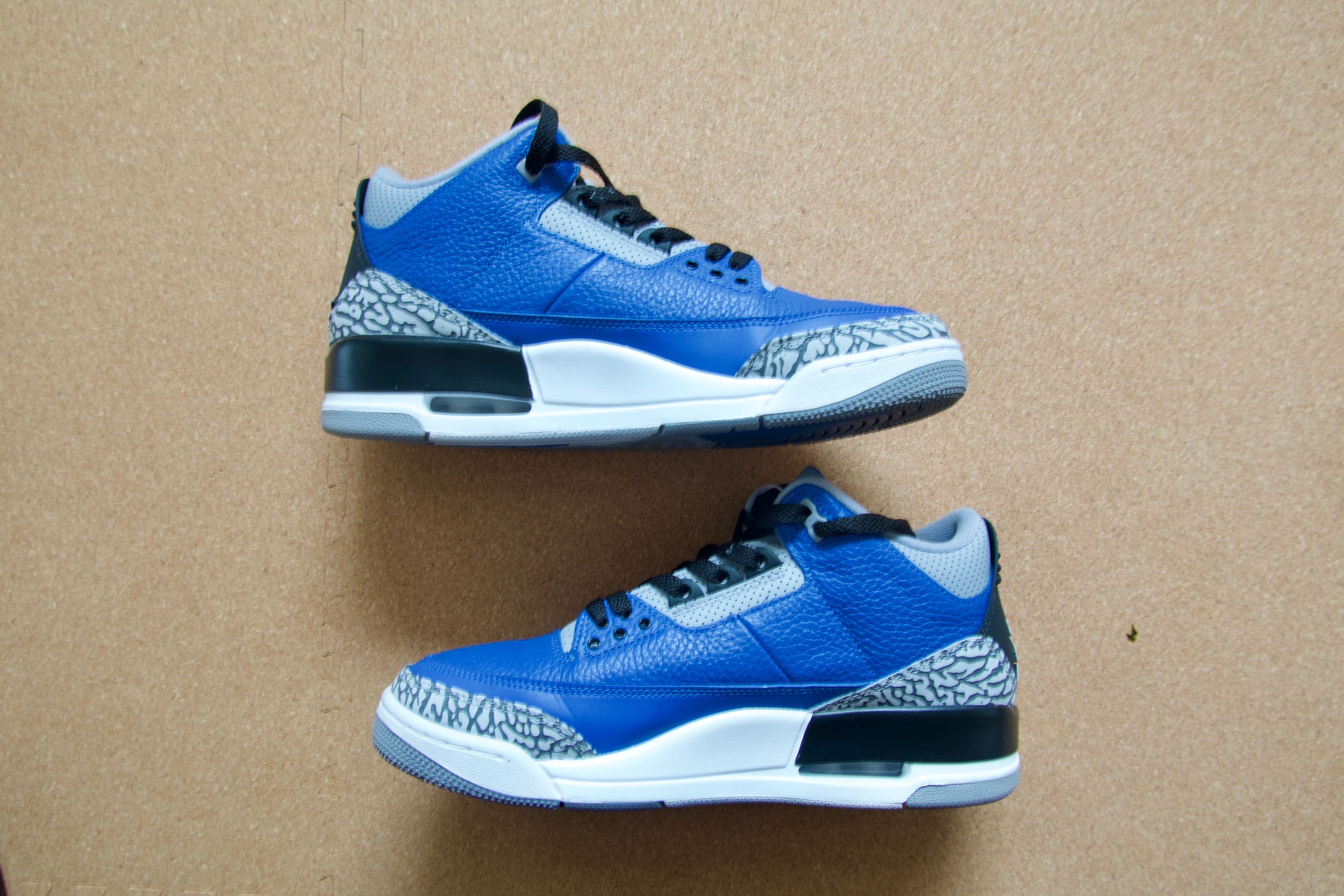 NIKE AIR JORDAN 3 "VARSITY ROYAL"