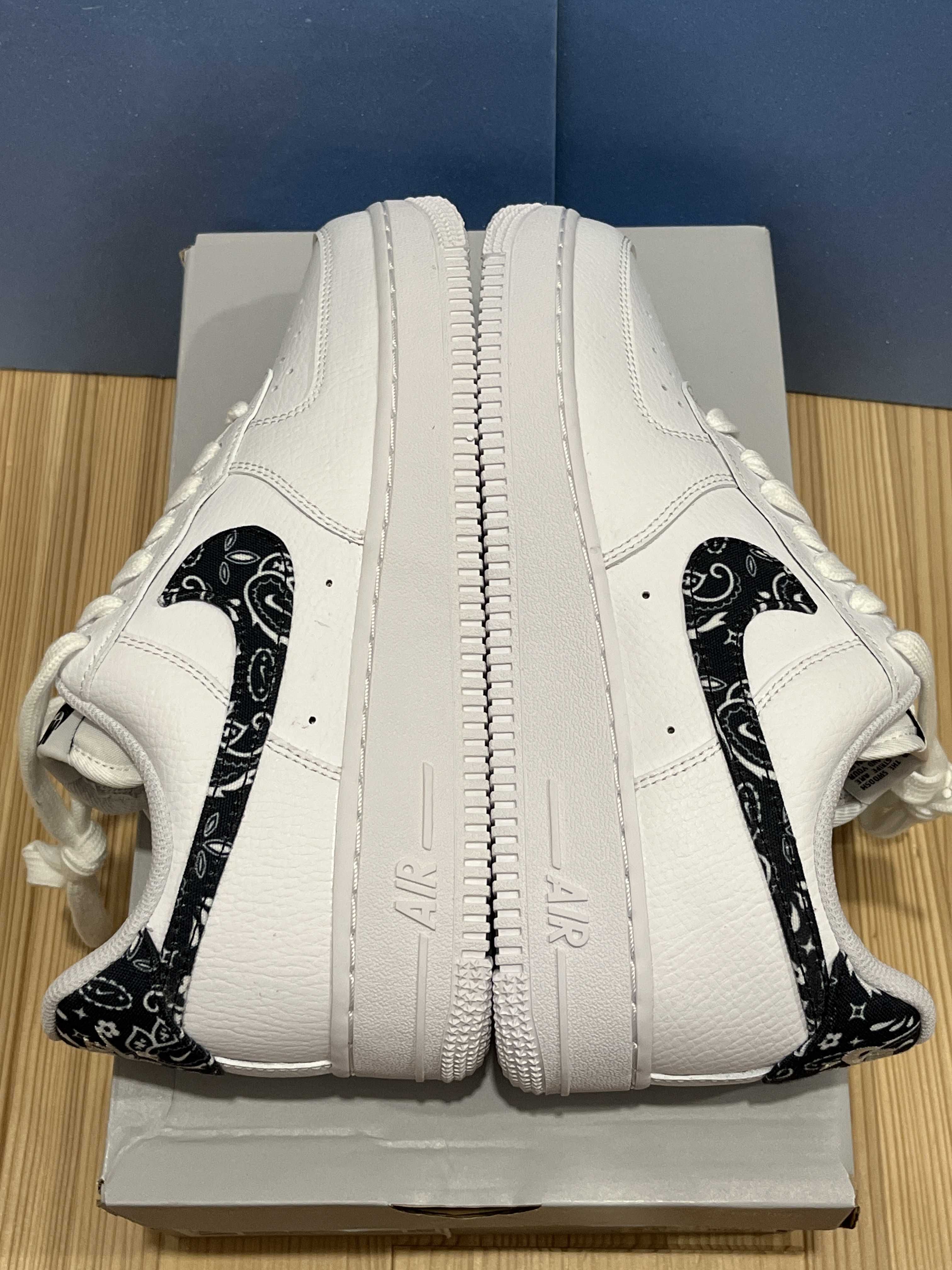 Nike Women's Air Force 1 Low '07 Essential "Black Paisley"