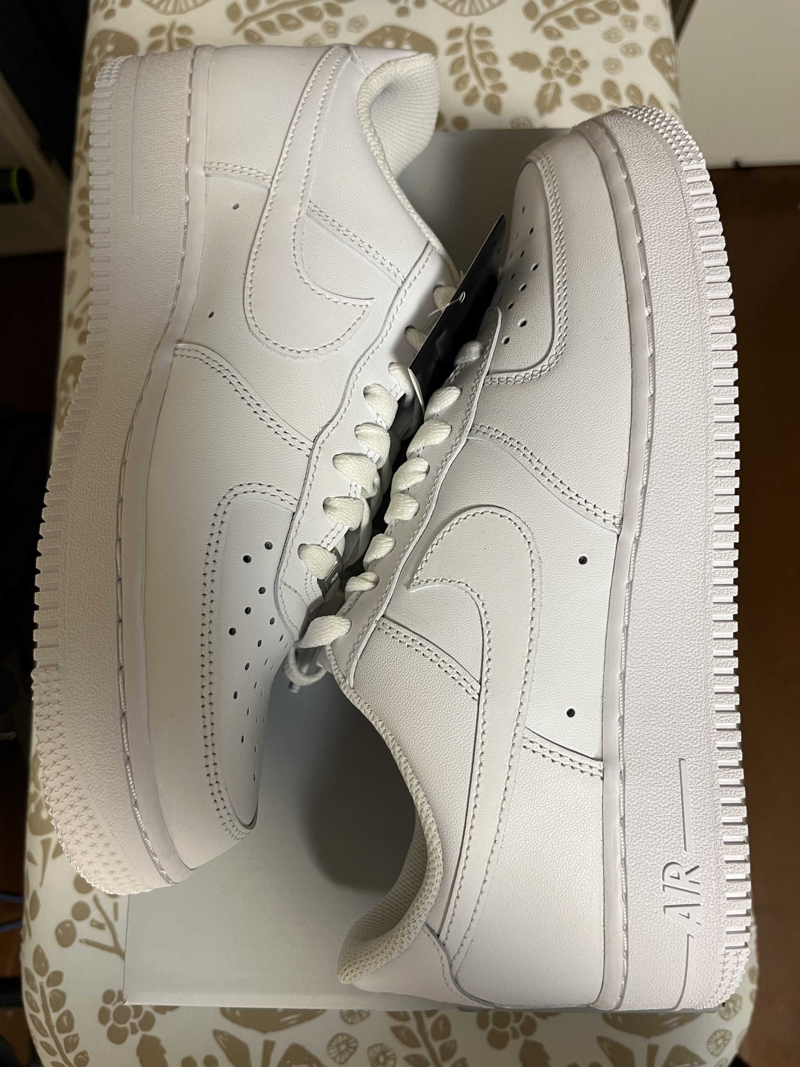 Nike Air Force 1 Low '07 "White/White"