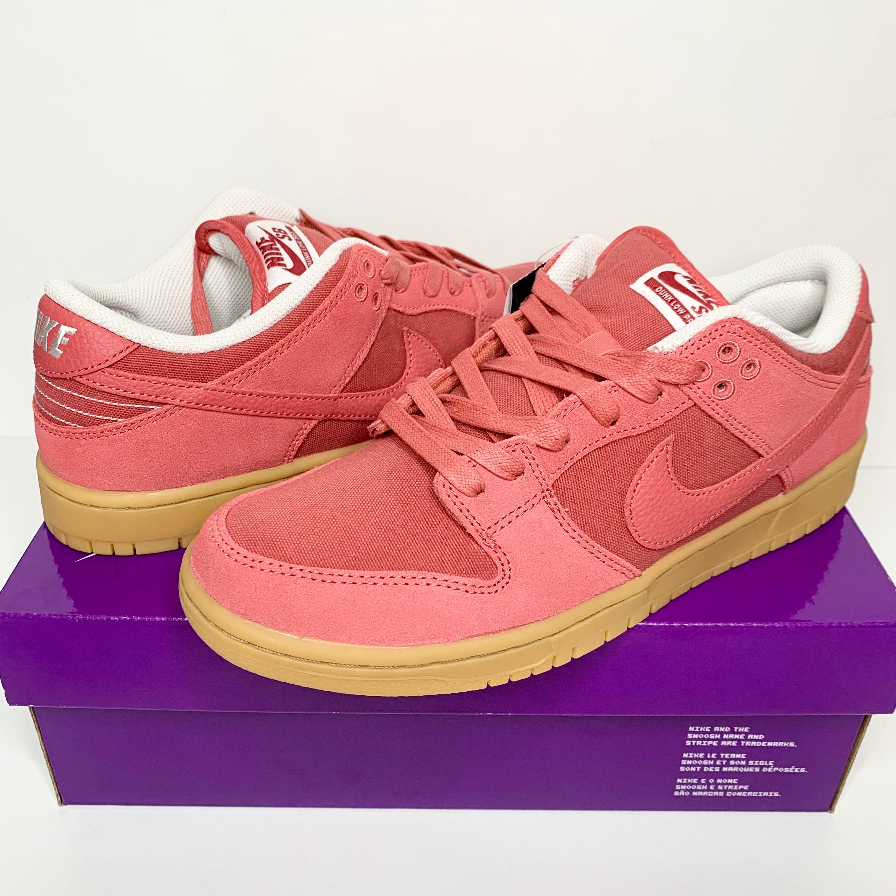 Nike SB Dunk Low "Adobe"