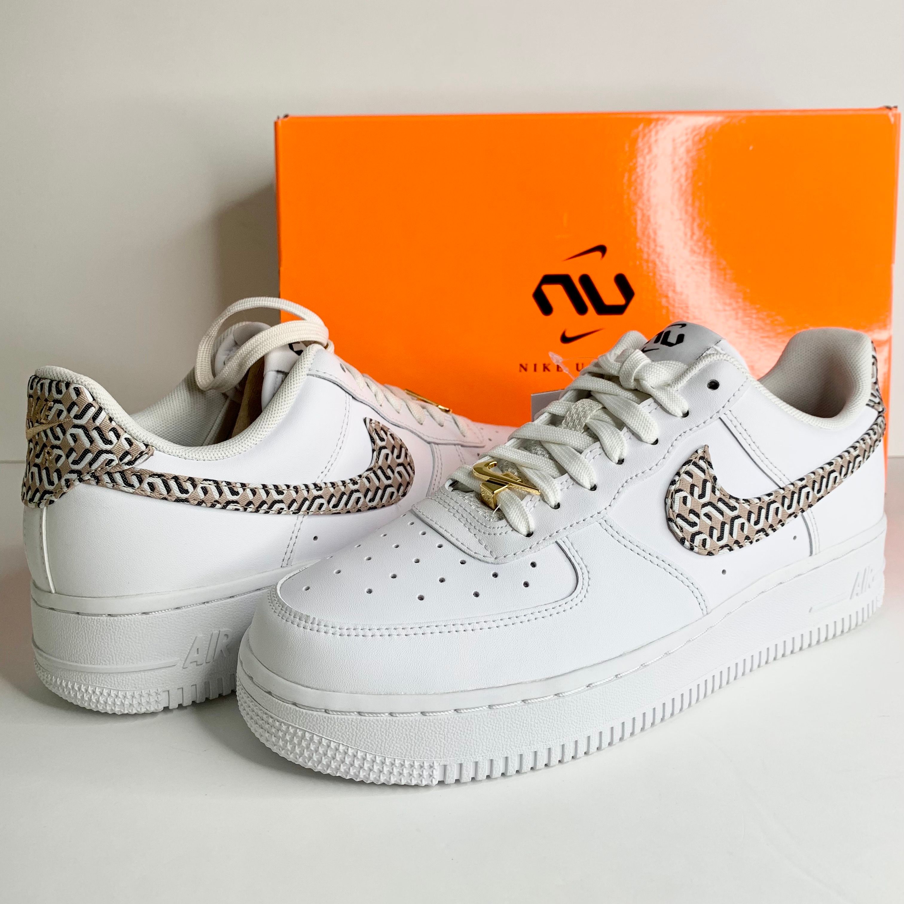 Nike Women's Air Force 1 Low United in Victory "White"