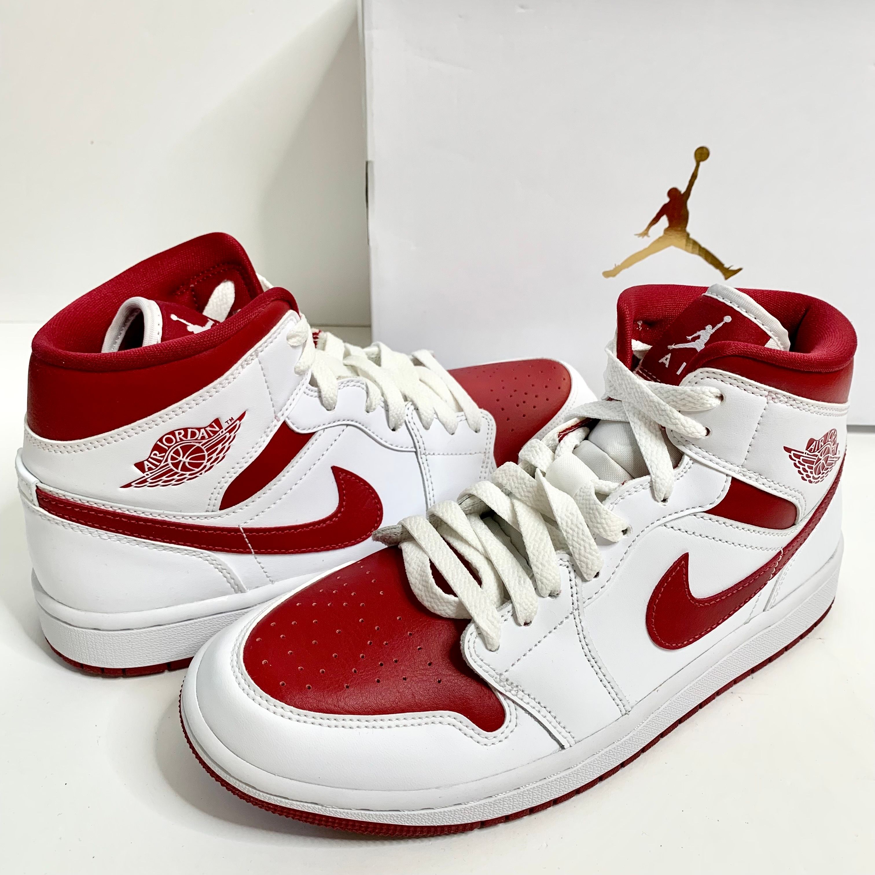 Nike Women's Air Jordan 1 Mid "Reverse Chicago"