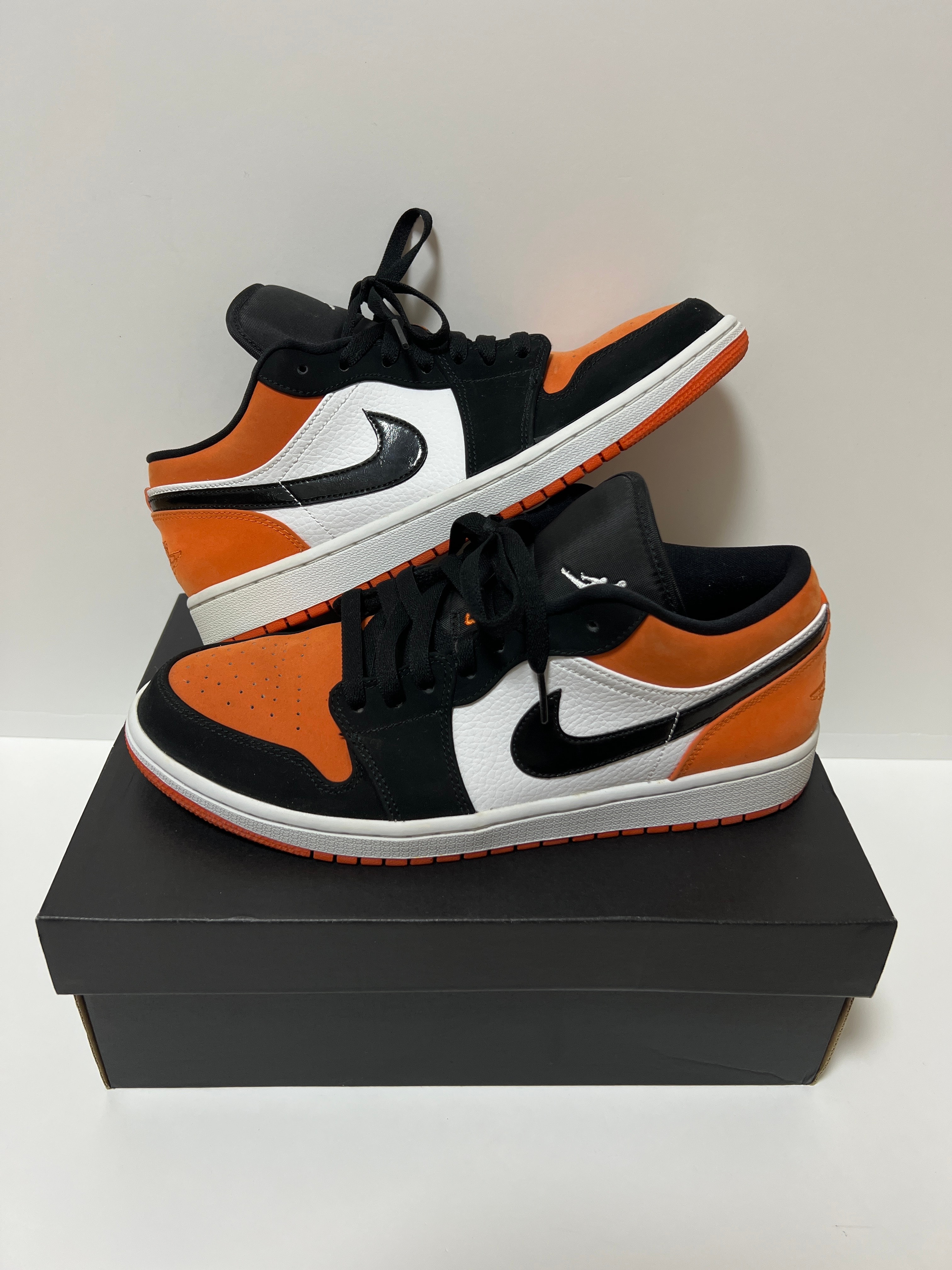 Nike Air Jordan 1 Low "Shattered Backboard"