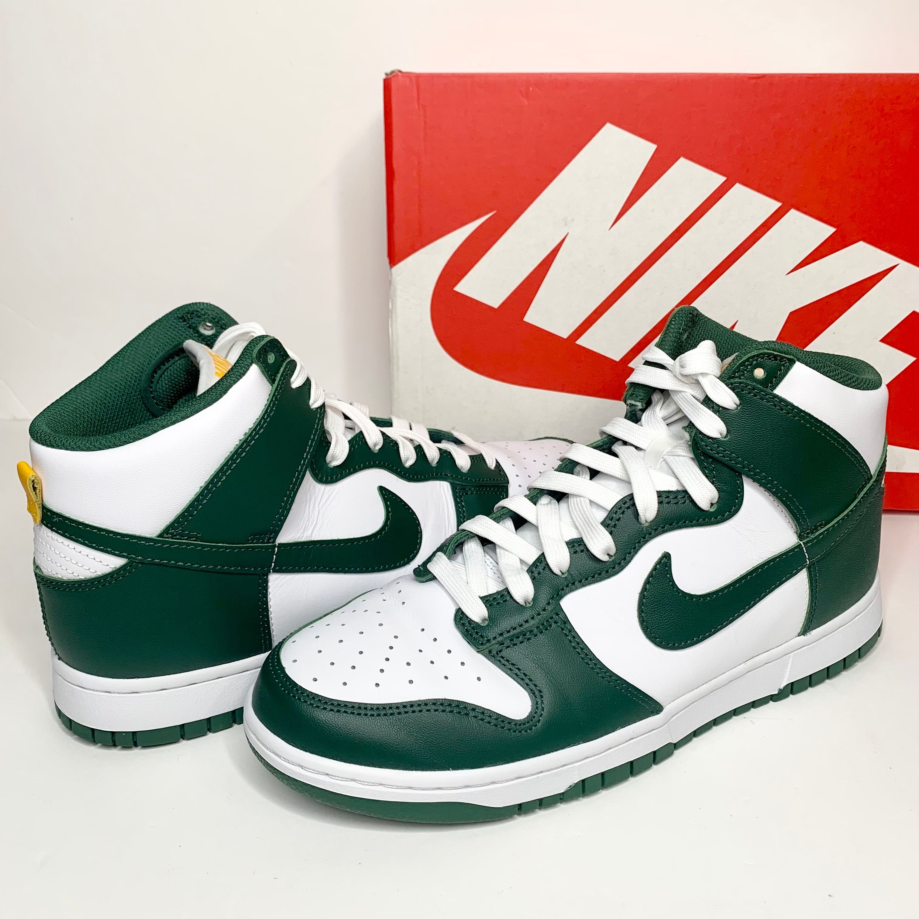 Nike Dunk High "Noble Green"