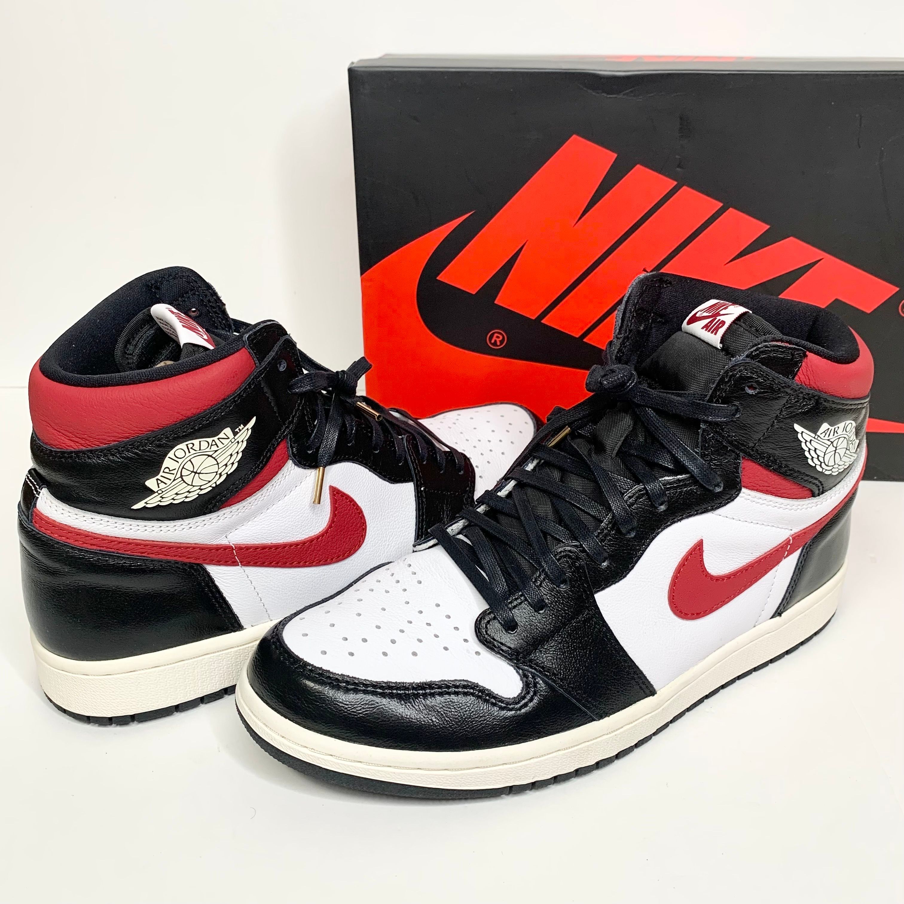 Nike Air Jordan 1 Retro High "Black/White/Sail/Gym Red"    