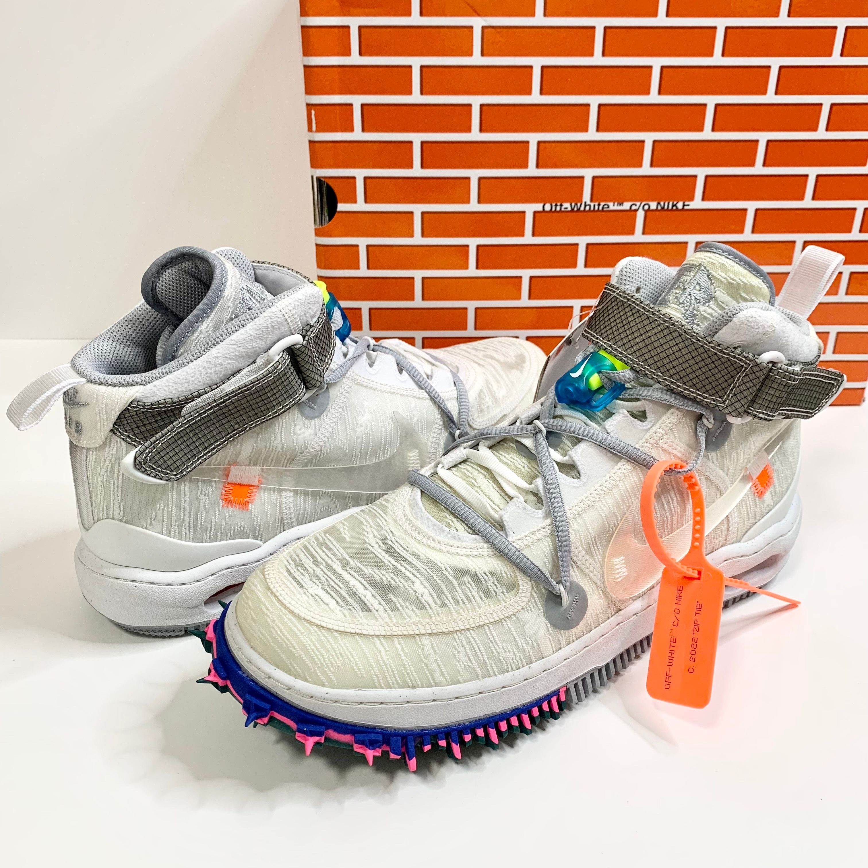 Off-White × Nike Air Force 1 Mid "White"