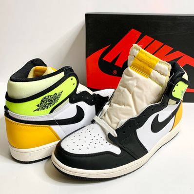 Nike Air Jordan 1 High OG "Volt Gold"