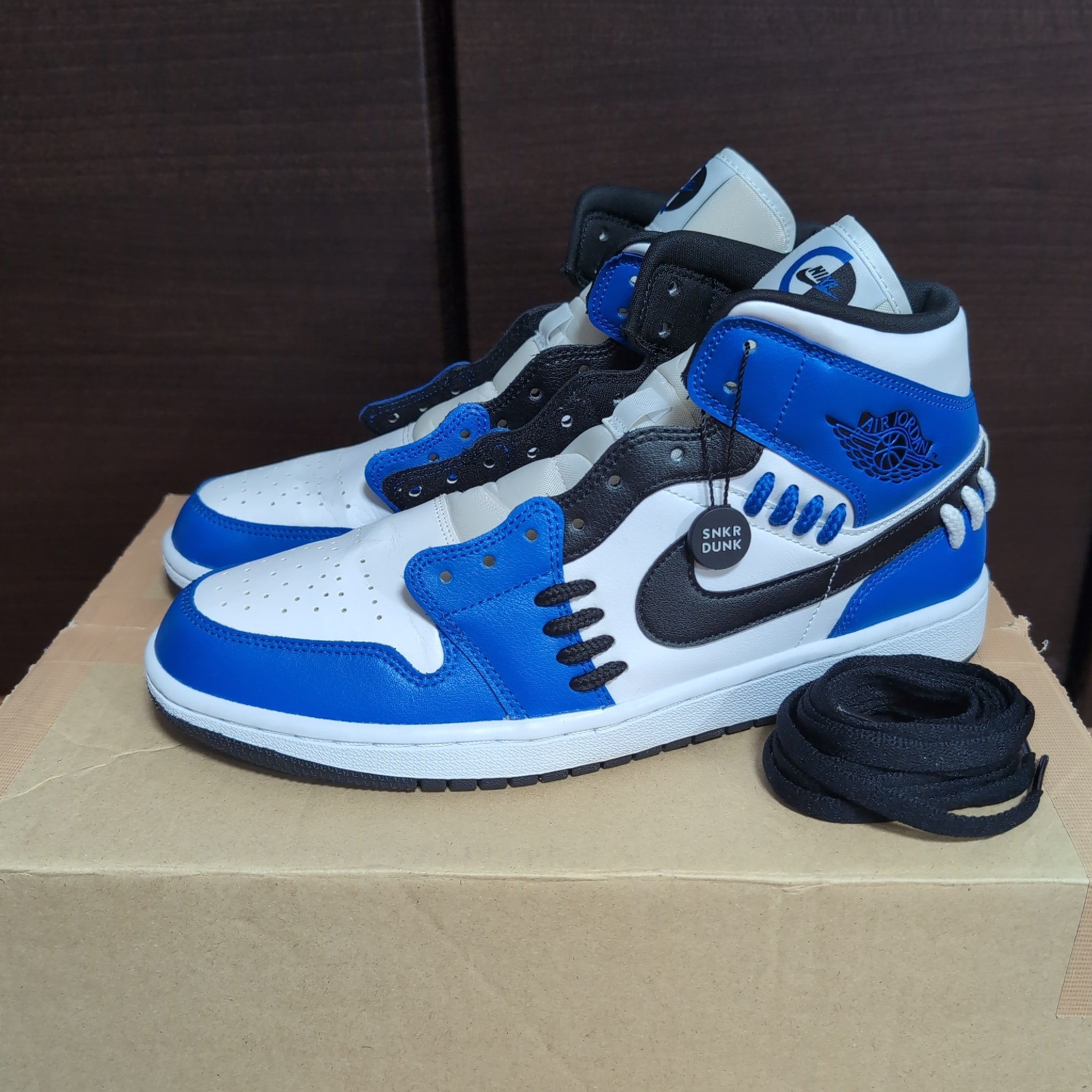 Nike Women's Air Jordan 1 Mid "Sister Hood"