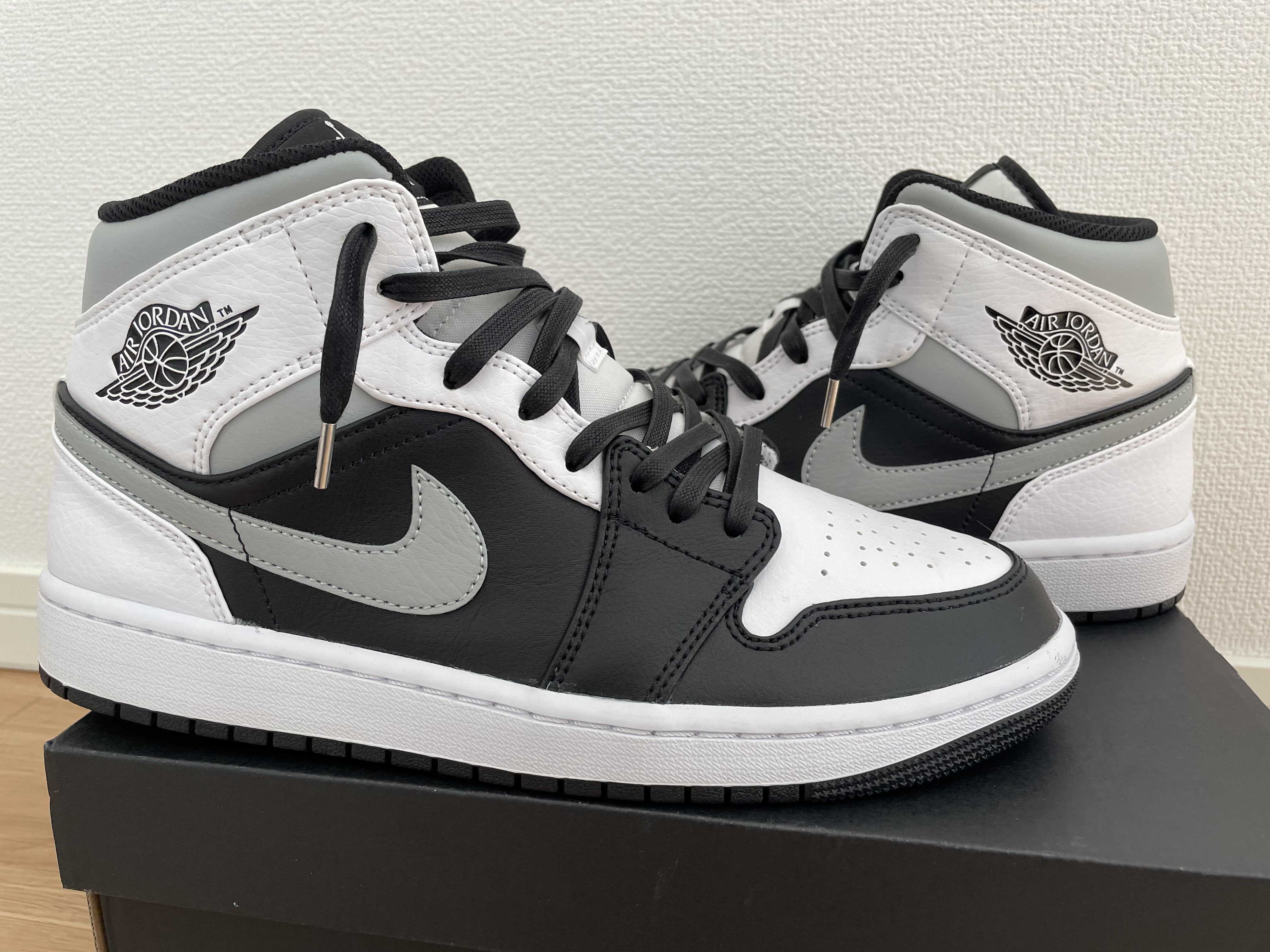 NIKE AIR JORDAN 1 MID "WHITE SHADOW"