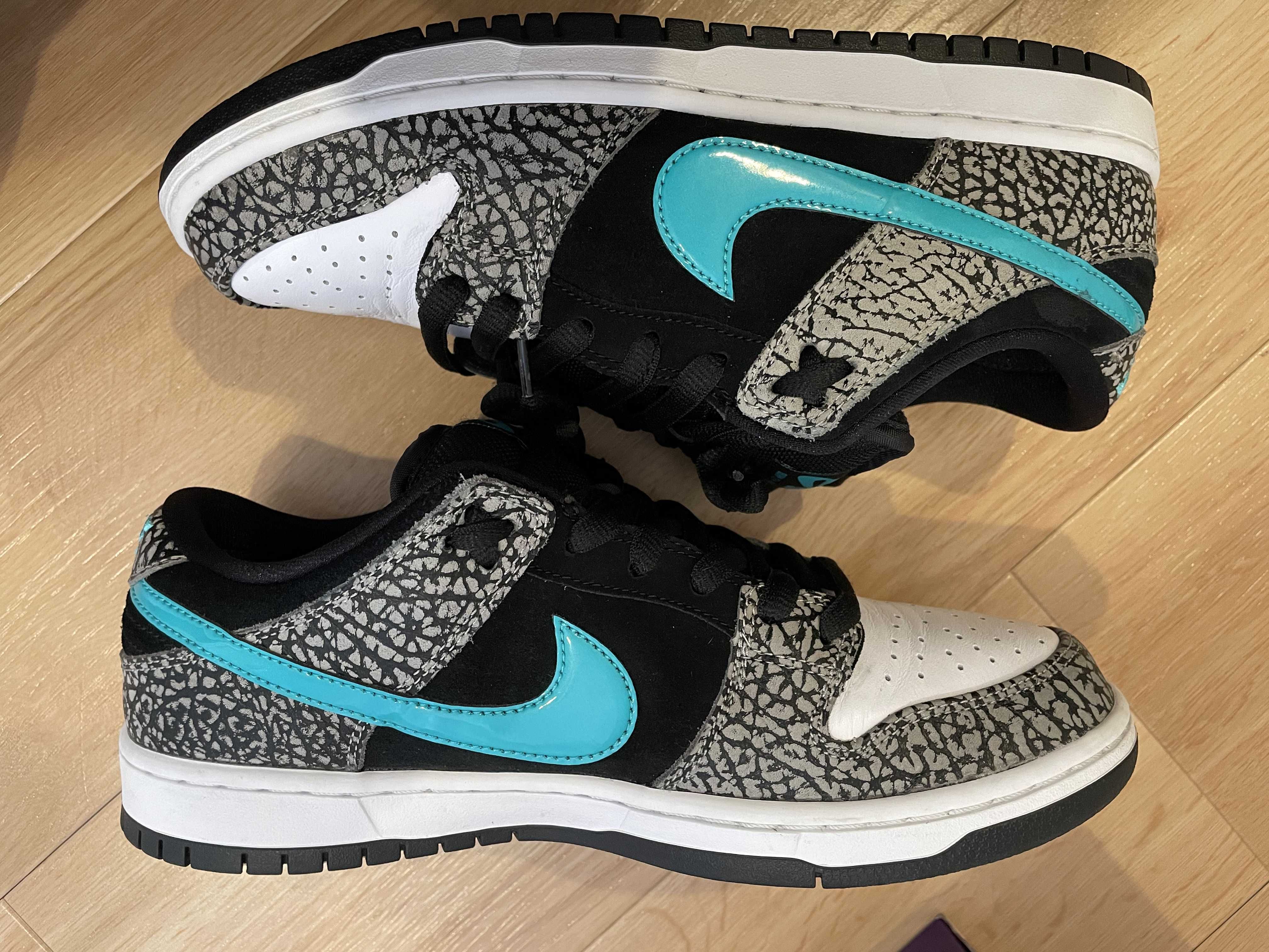 Nike SB Dunk Low "Elephant/Safari"