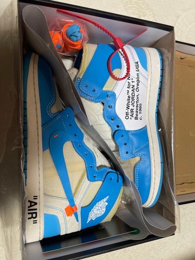 Off-White × Nike Air Jordan 1 High UNC "White/Dark Powder Blue"