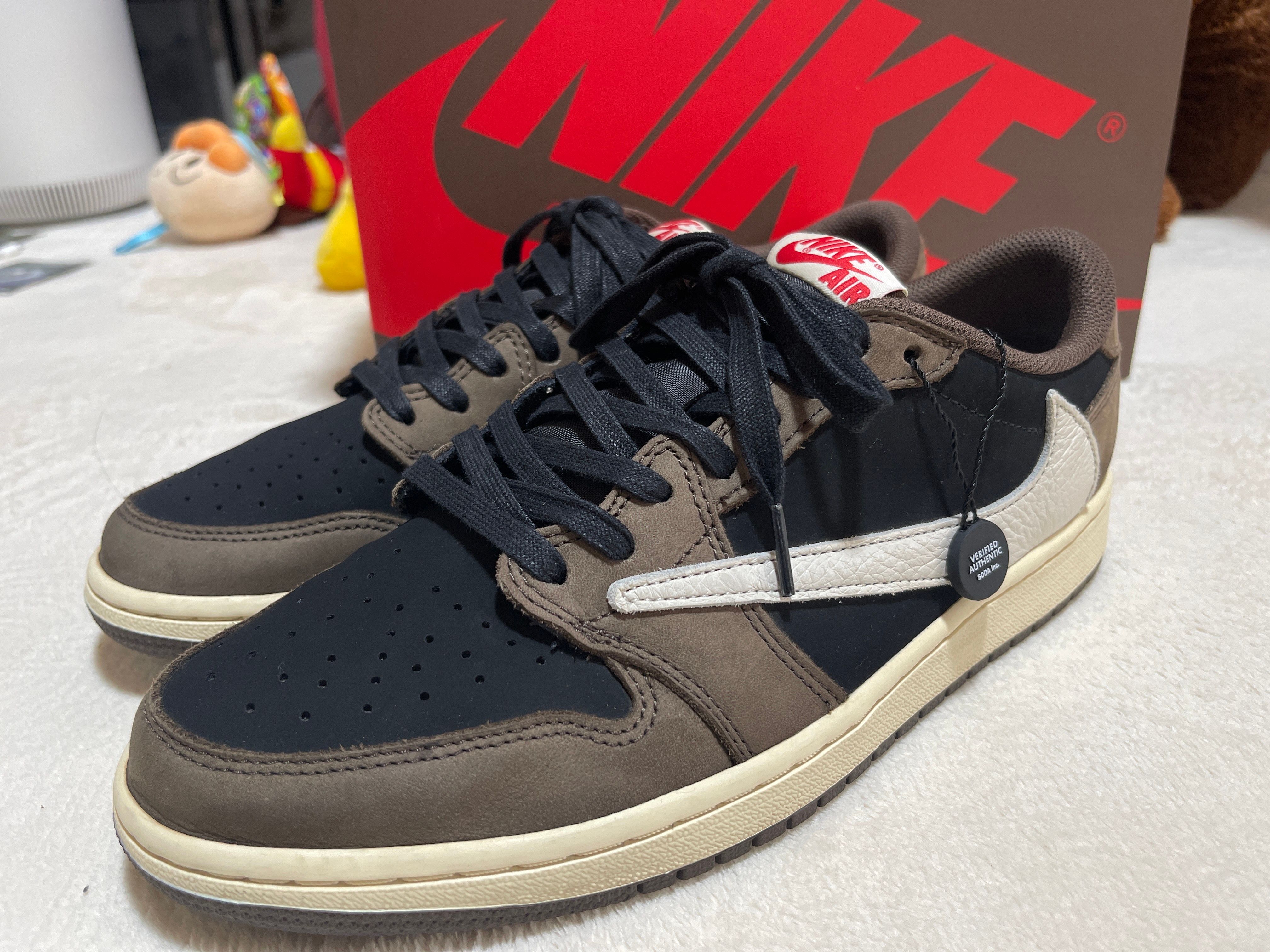 Travis Scott × Nike Air Jordan 1 Low OG SP-T "Black/Dark Mocha"